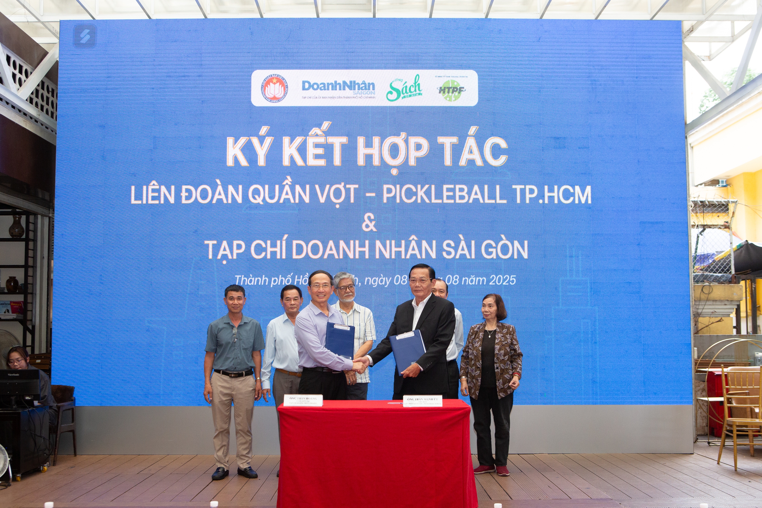 Tạp chí Doanh nhân Sài Gòn ký kết hợp tác phát triển quần vợt, pickleball - Ảnh 2.
