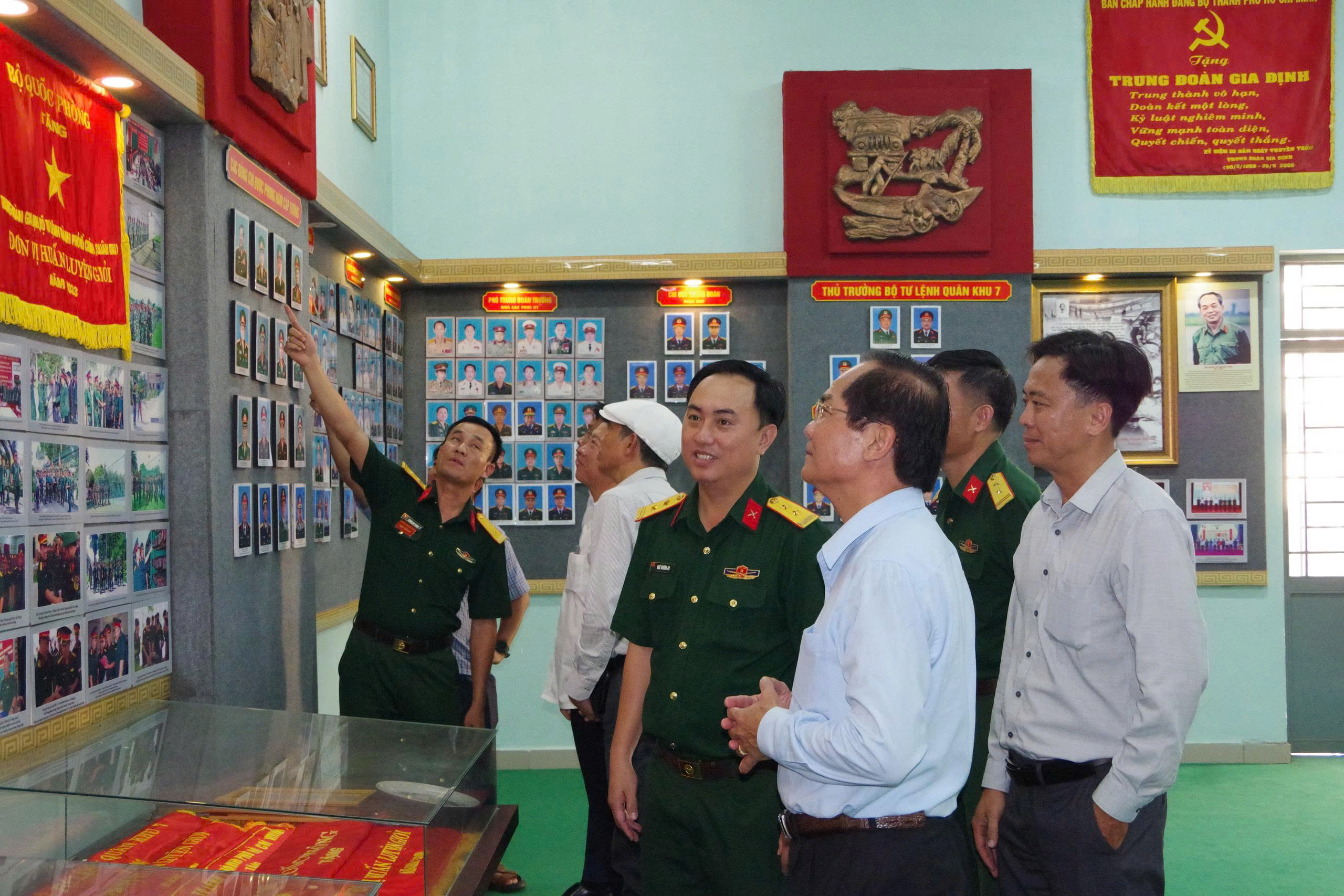 CLB Tennis Trung Đoàn Gia Định: Khi trái tim lan tỏa yêu thương cùng những đường bóng - Ảnh 7.