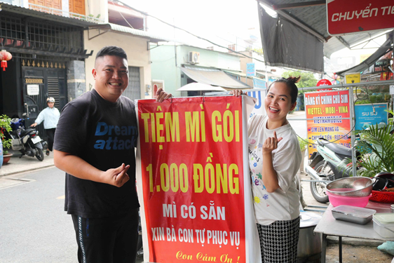 Ấm áp tô mì 1.000 đồng- Ảnh 1. Ấm áp tô mì 1.000 đồng- Ảnh 1.