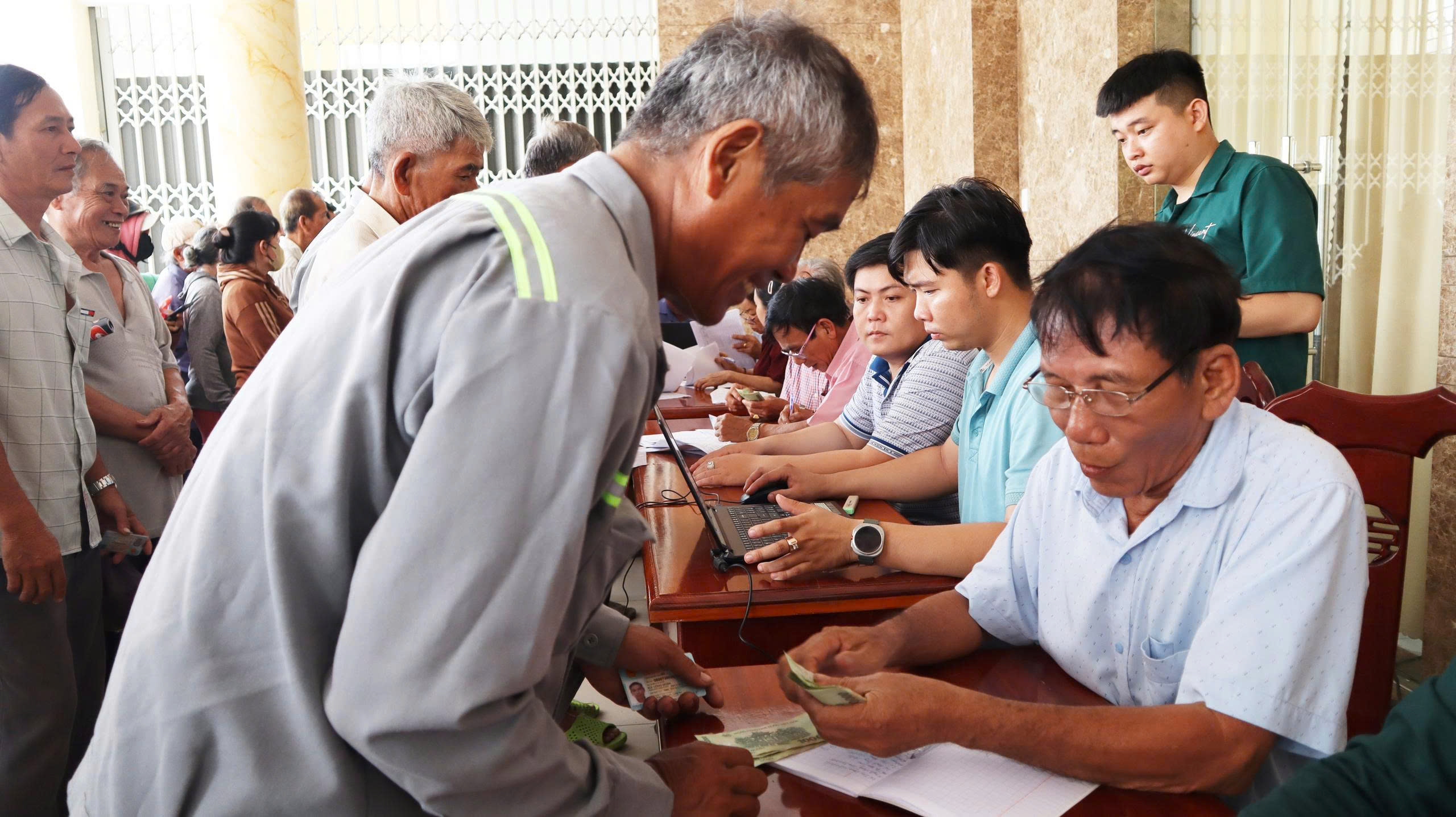 Những hình ảnh xúc động tại Tây Ninh dịp Quốc khánh 2 - 9 ấm áp và ý nghĩa - Ảnh 10. Những hình ảnh xúc động tại Tây Ninh dịp Quốc khánh 2 - 9 ấm áp và ý nghĩa - Ảnh 10.