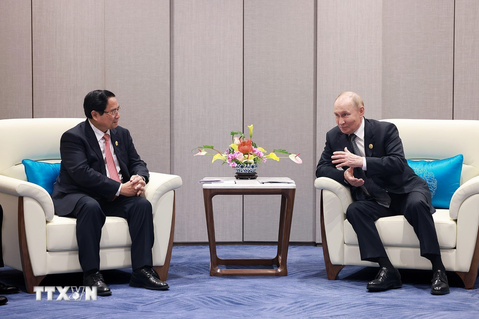 Thủ tướng Phạm Minh Chính gặp Tổng thống Nga Vladimir Putin - Ảnh 7.