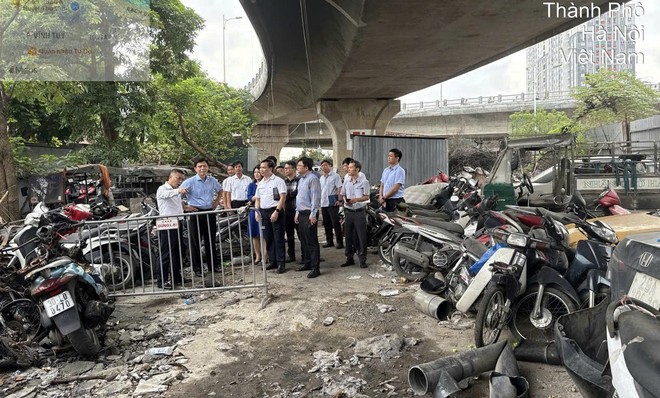 Cầu Vĩnh Tuy cần sửa chữa khẩn cấp sau vụ cháy nghiêm trọng - Ảnh 1.