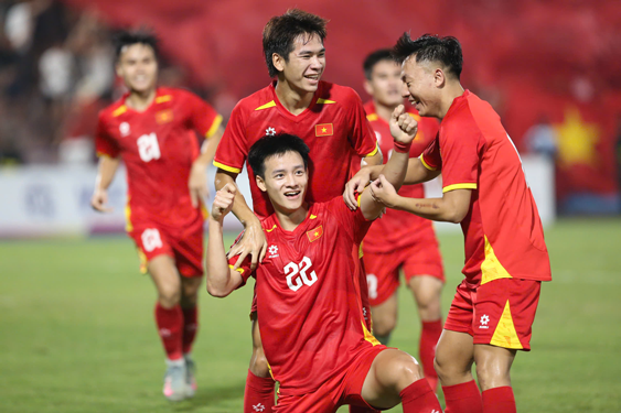 Vượt chấn thương, Thanh Nhàn tỏa sáng - Ảnh 1. Vượt chấn thương, Thanh Nhàn tỏa sáng - Ảnh 1.