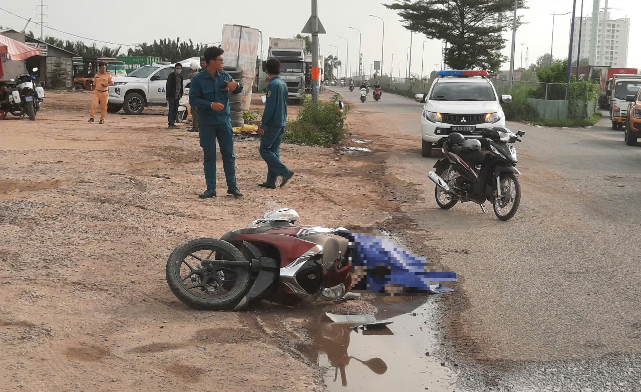 Tai nạn giao thông nghiêm trọng ở phường Cát Lái , TP HCM khiến một người tử vong - Ảnh 1.