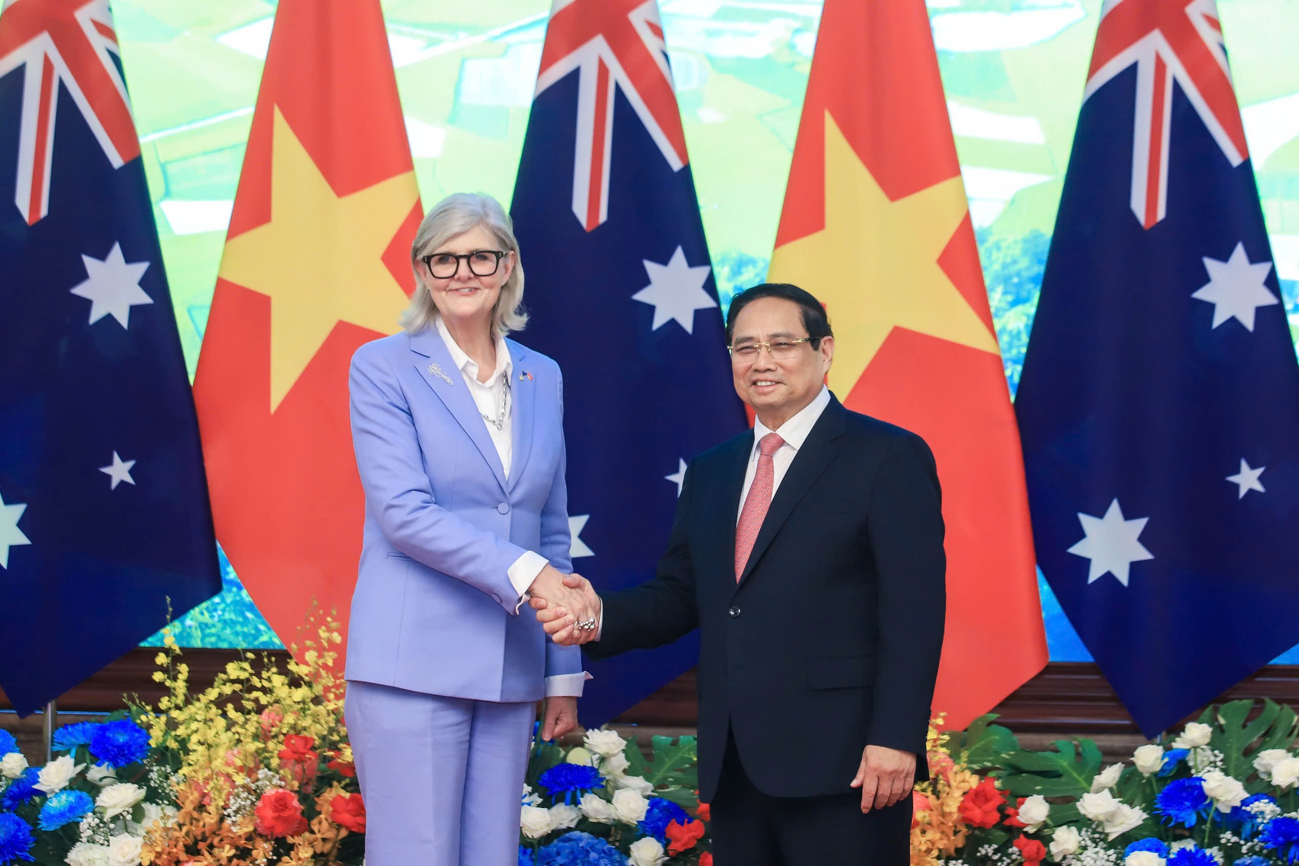 Thủ tướng Phạm Minh Chính hội kiến Toàn quyền Úc Sam Mostyn - Ảnh 1.