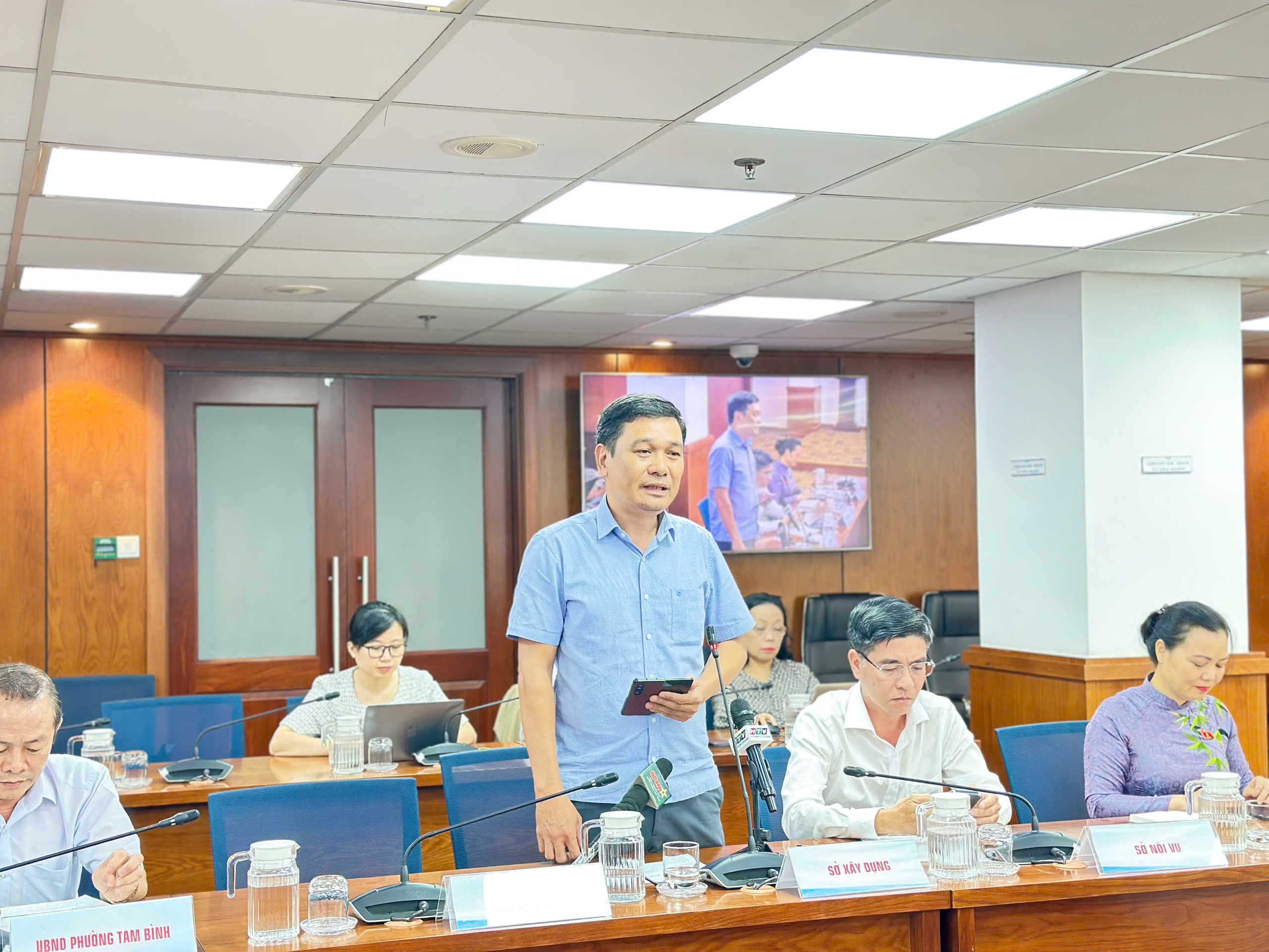 Cư dân chung cư cũ tại TP HCM được đảm bảo an toàn ra sao?- Ảnh 1.