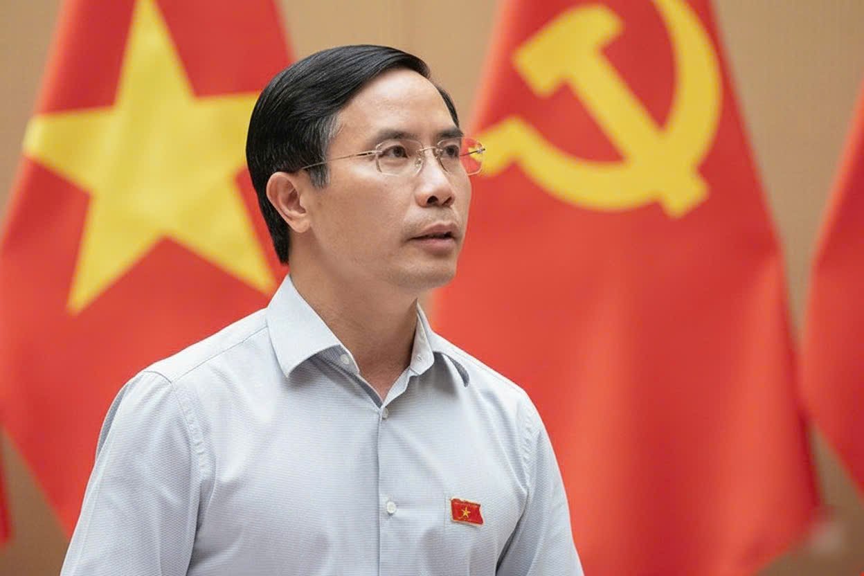Thủ tướng phê chuẩn ông Phạm Đức Ấn giữ chức Chủ tịch TP Đà Nẵng- Ảnh 1. Thủ tướng phê chuẩn ông Phạm Đức Ấn giữ chức Chủ tịch TP Đà Nẵng- Ảnh 1.