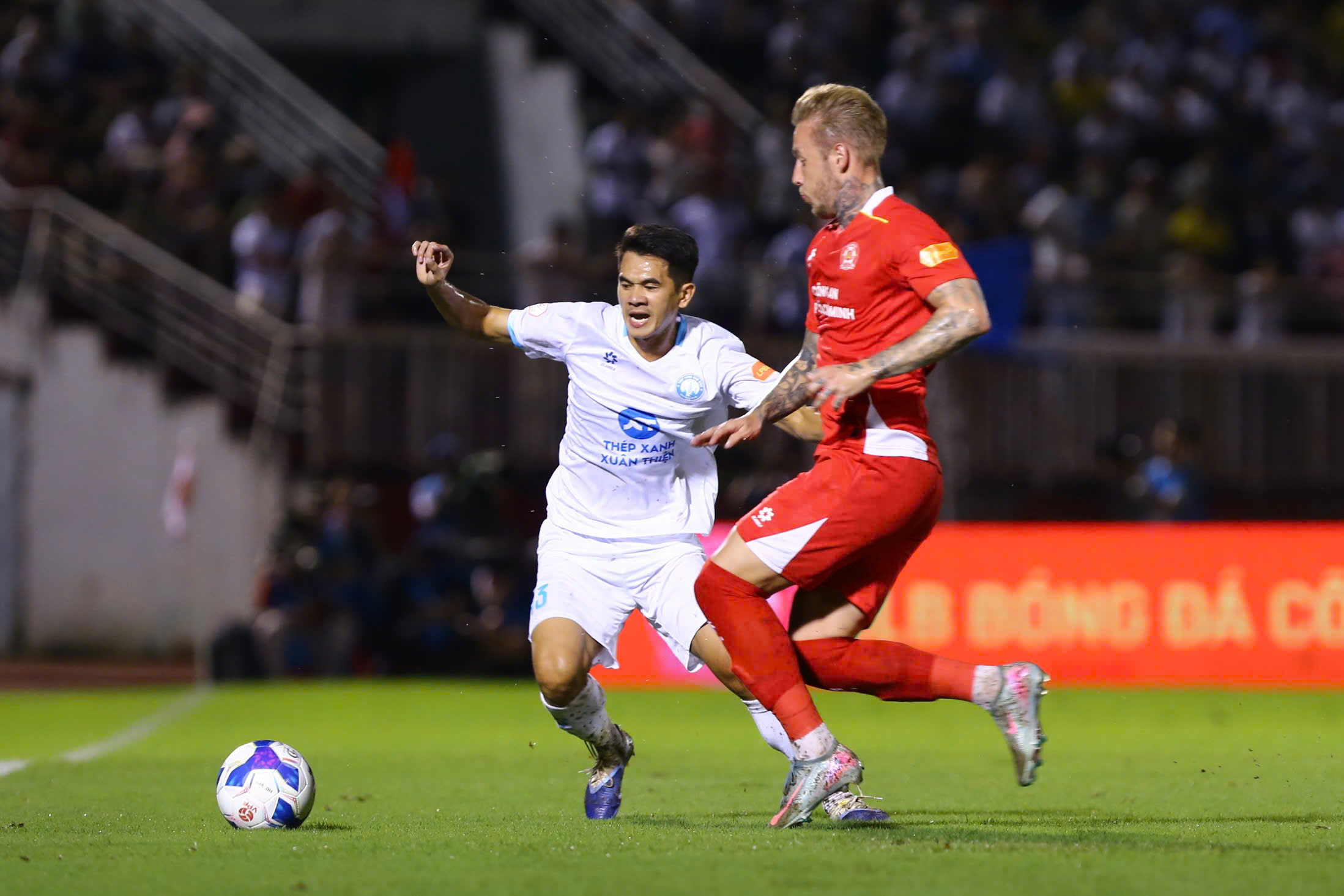 CLB Công an TP HCM suýt thắng nhà đương kim vô địch V-League - Ảnh 2.