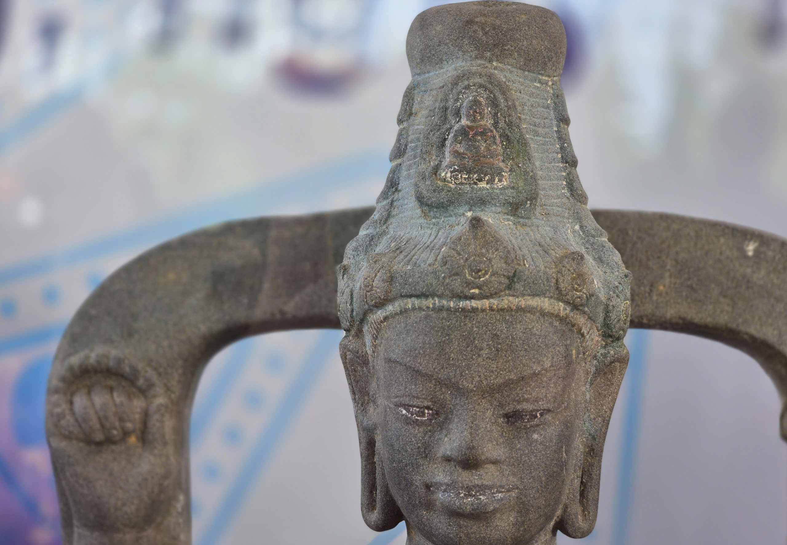 Cận cảnh bảo vật quốc gia - Tượng Avalokitesvara Bắc Bình - Ảnh 7. Cận cảnh bảo vật quốc gia - Tượng Avalokitesvara Bắc Bình - Ảnh 7.