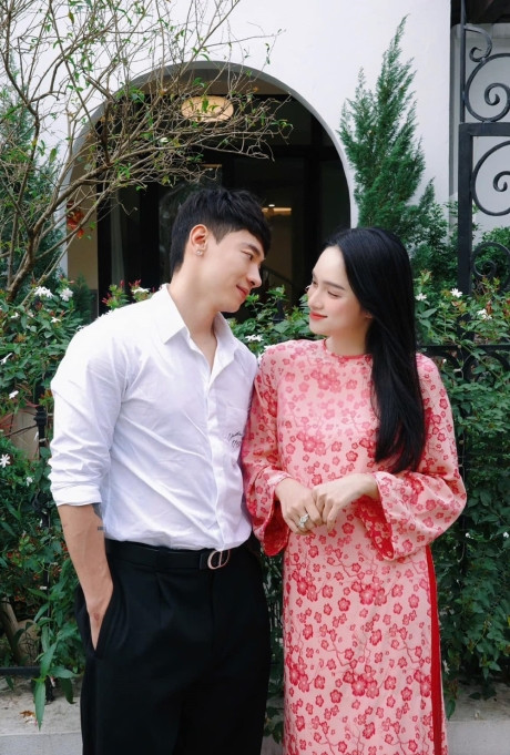 Hoa hậu chuyển giới Hương Giang tự hào tình trẻ "đẹp trai vãi chưởng"   - Ảnh 1.