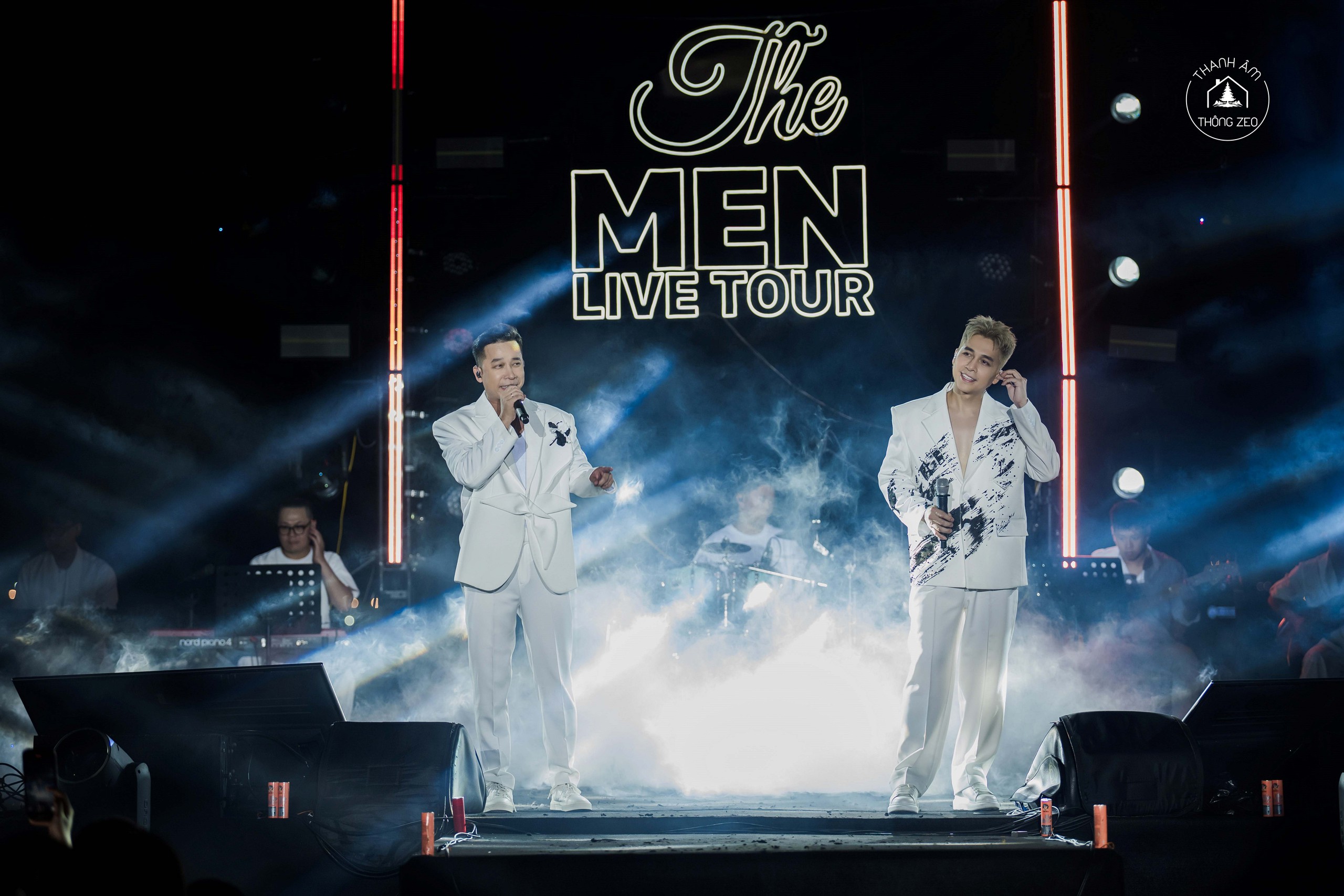 The Men: Khi những bản tình ca được kể lại bằng âm nhạc và lời tự sự
- Ảnh 3. The Men: Khi những bản tình ca được kể lại bằng âm nhạc và lời tự sự
- Ảnh 3.