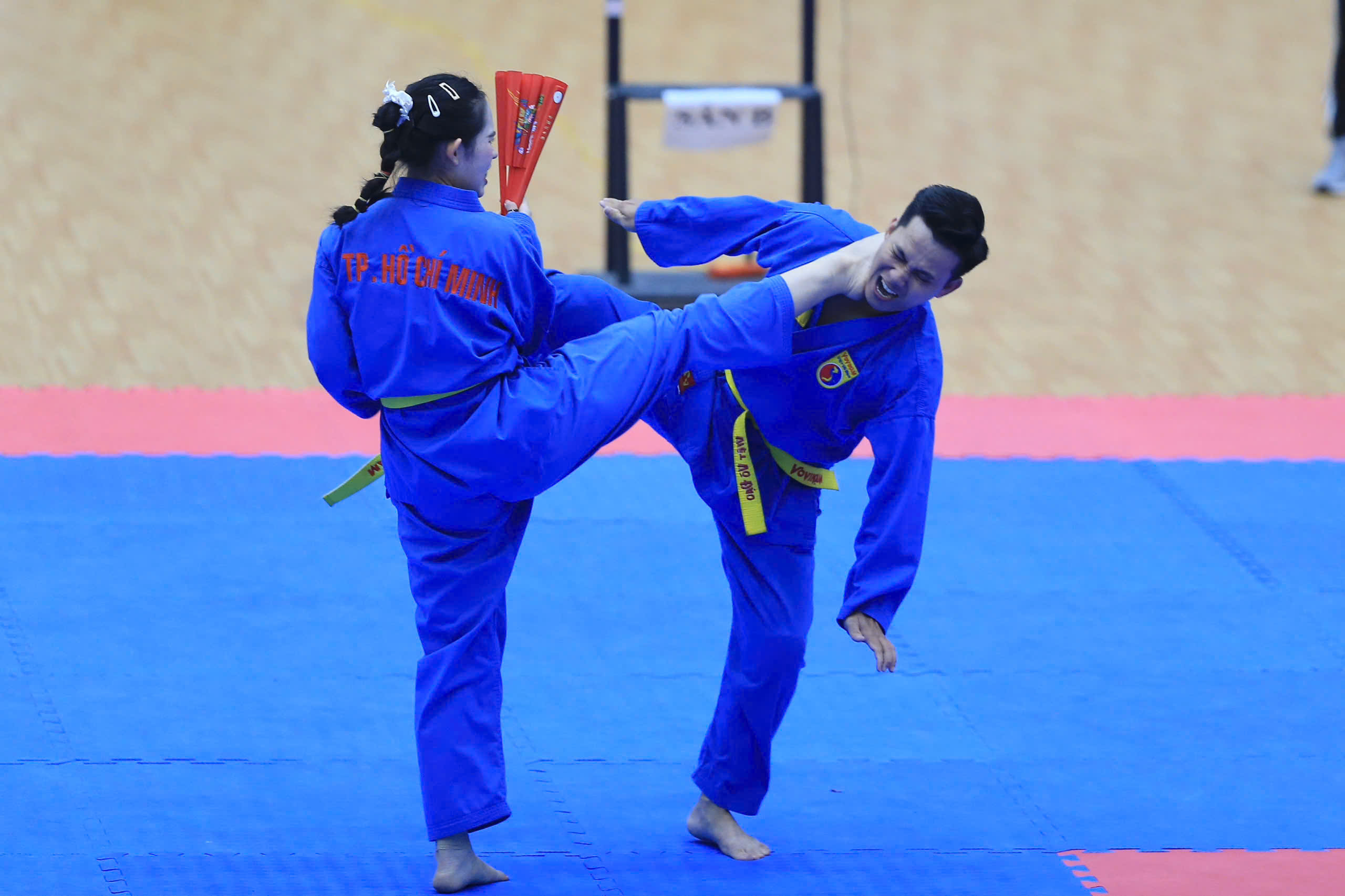 Bandar Raya Ho Chi Minh memenangi Kejohanan Vovinam Kebangsaan 2025 - Foto 2. TP HCM nhất toàn đoàn Giải vô địch Vovinam quốc gia 2025- Ảnh 2.