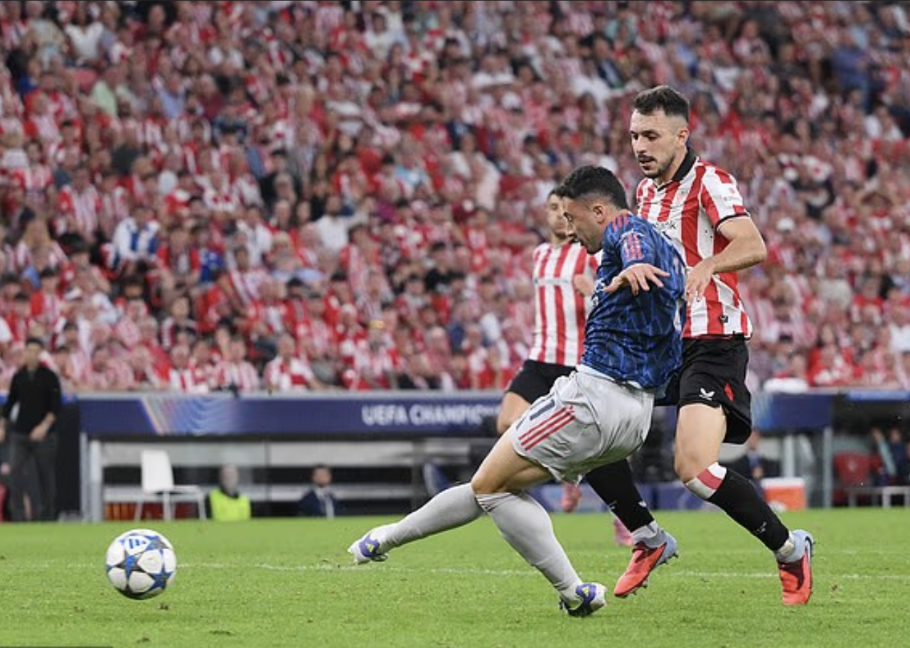 البديل الرائع يسجل هدفاً، أرسنال يتغلب على بلباو في الجولة الافتتاحية لدوري أبطال أوروبا - صورة 4. Siêu dự bị lập công, Arsenal đại thắng Bilbao vòng mở màn Champions League- Ảnh 4.