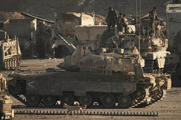 “Gaza đang bốc cháy”, Israel tuyên bố không lùi bước - Ảnh 1.