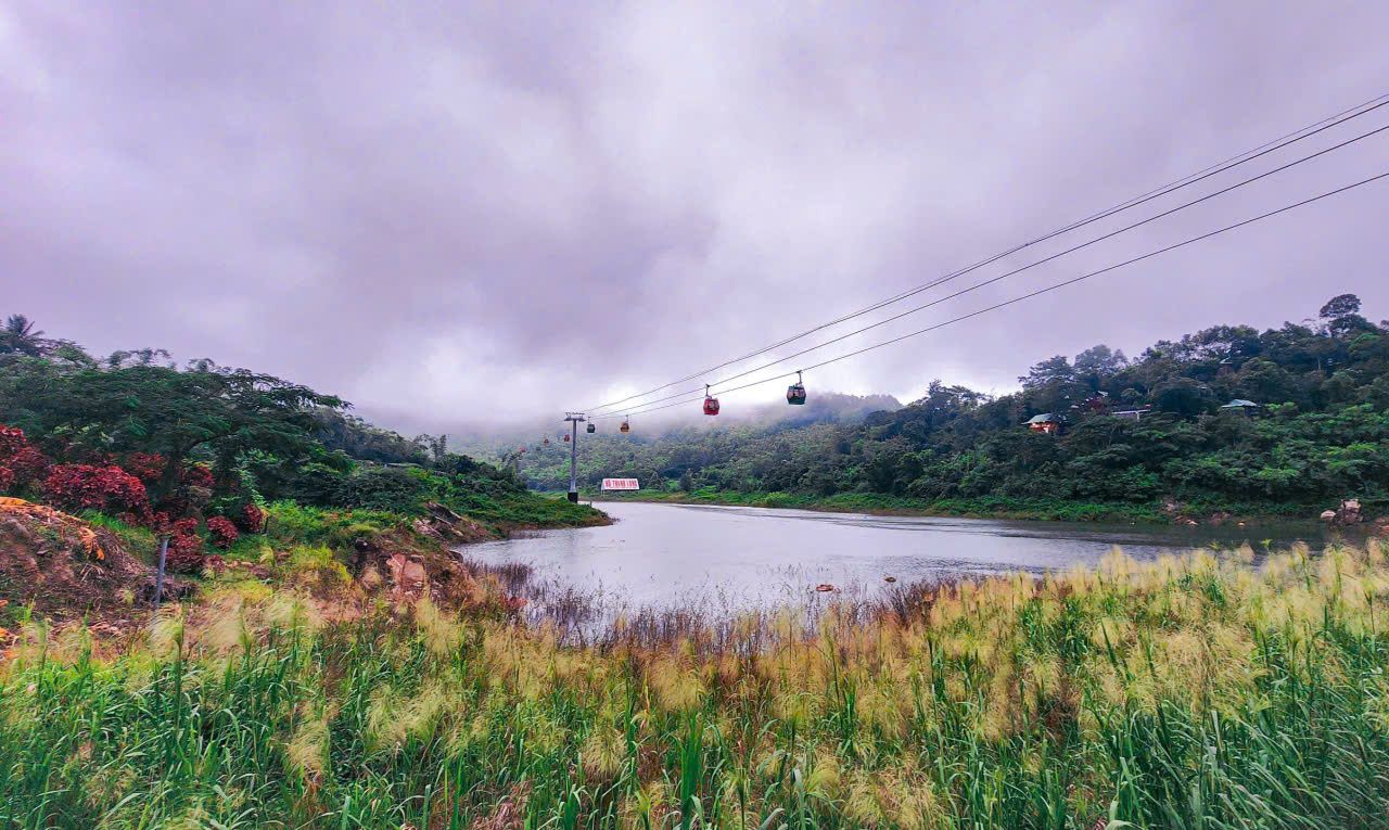 Săn mây tại Núi Cấm An Giang - trải nghiệm kỳ diệu trên nóc nhà miền Tây - Ảnh 4. Săn mây tại Núi Cấm An Giang - trải nghiệm kỳ diệu trên nóc nhà miền Tây - Ảnh 4.