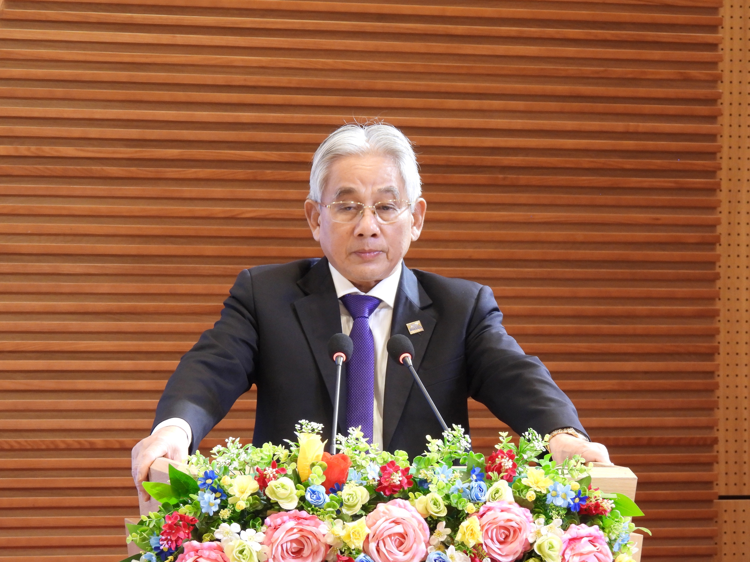 និស្សិតនៃសកលវិទ្យាល័យ Cuu Long ចំនួន ១៧០នាក់ បានចូលរួមសម្ភាសន៍ជាមួយភាគីជប៉ុន - រូបថត ១. 170 sinh viên Trường ĐH Cửu Long tham gia phỏng vấn với phía Nhật Bản- Ảnh 1.