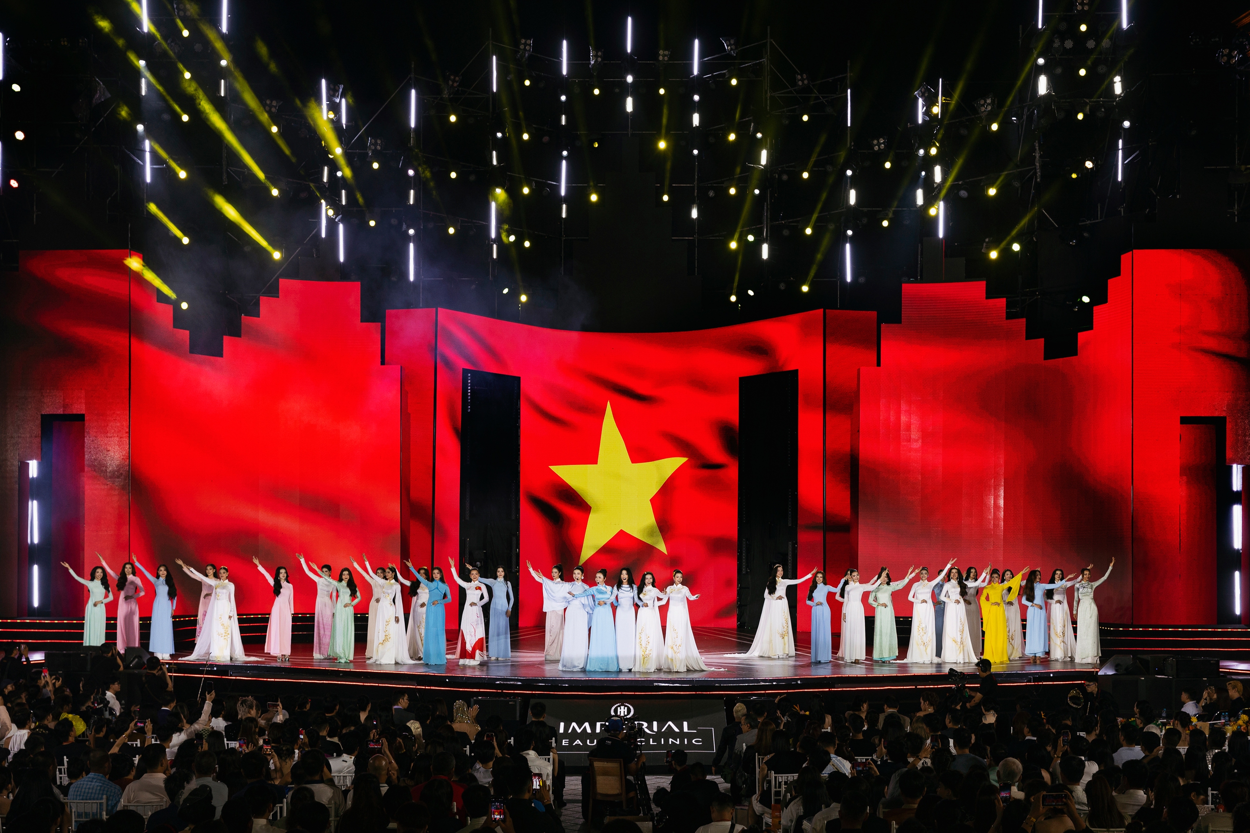 Cảnh tượng chưa từng có ở Miss Grand Vietnam 2025   - Ảnh 13.