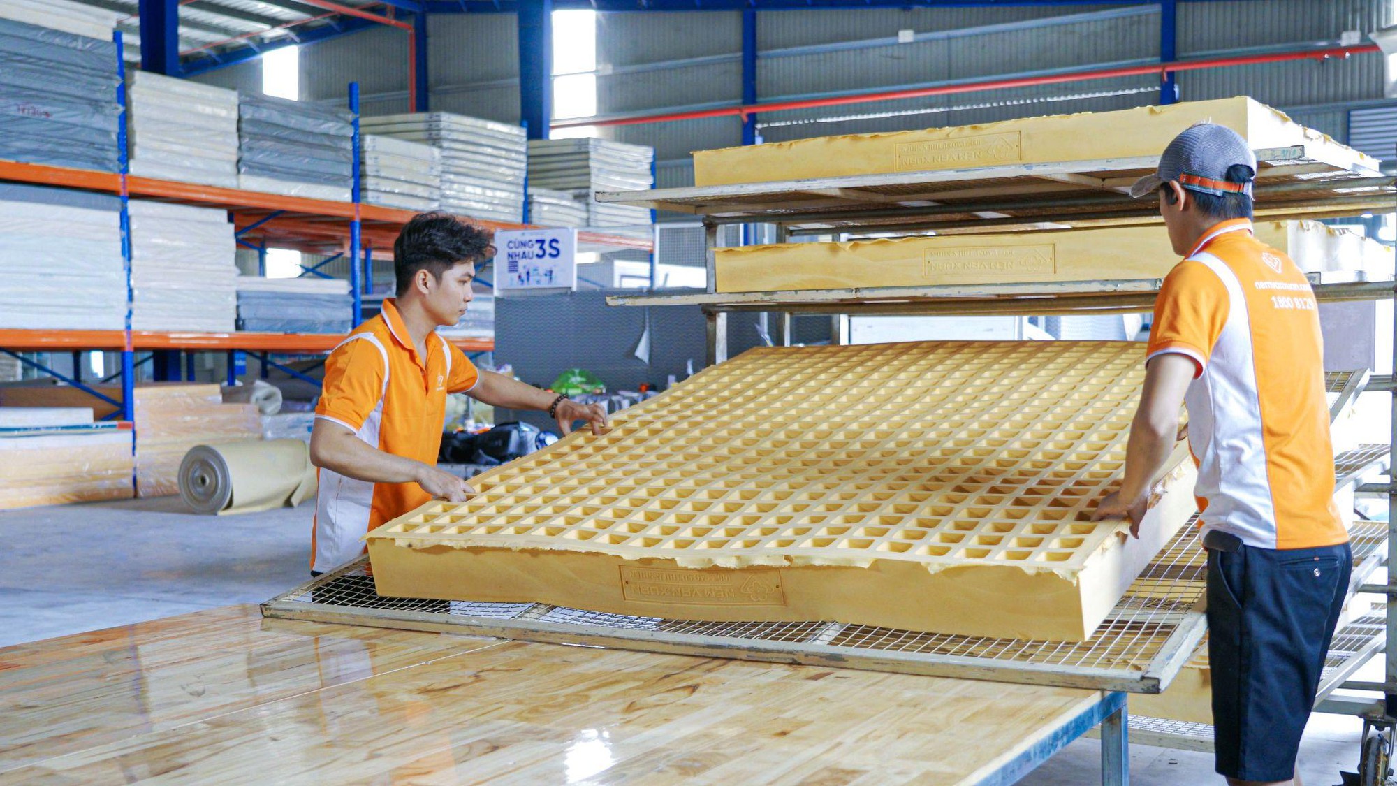 Thương hiệu Nệm Vạn Xuân và hành trình chinh phục khách hàng bằng triết lý trung thực- Ảnh 2. Thương hiệu Nệm Vạn Xuân và hành trình chinh phục khách hàng bằng triết lý trung thực- Ảnh 2.