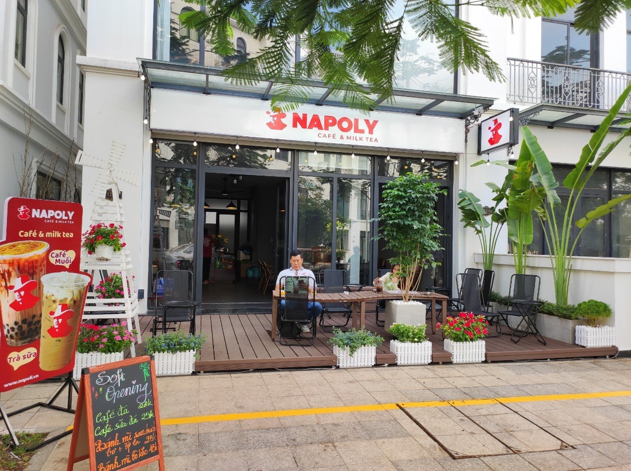 Mở quán cà phê chỉ 90 triệu đồng, diện tích đến 90m2! giấc mơ này liệu có khả thi?- Ảnh 3.