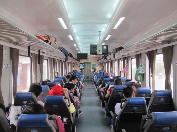 Thử nghiệm đưa đón cán bộ, viên chức Hải Phòng bằng tàu hoả- Ảnh 1.