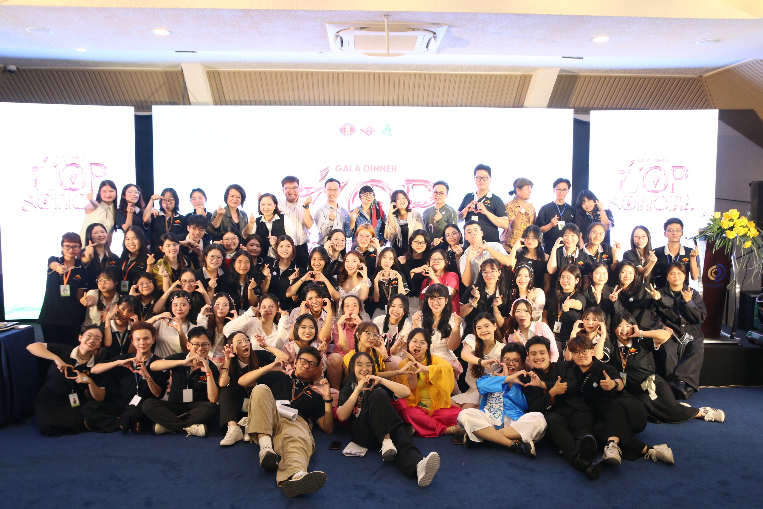 Životní lekce po studentských exkurzích - Foto 1. Những bài học để đời sau chuyến trải nghiệm thực tế của sinh viên- Ảnh 1.