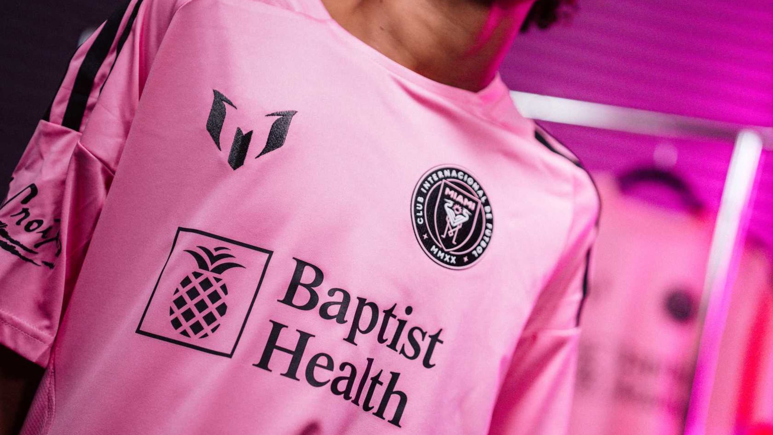 Inter Miami đưa tên Messi thành logo trên áo đấu học viện- Ảnh 1.