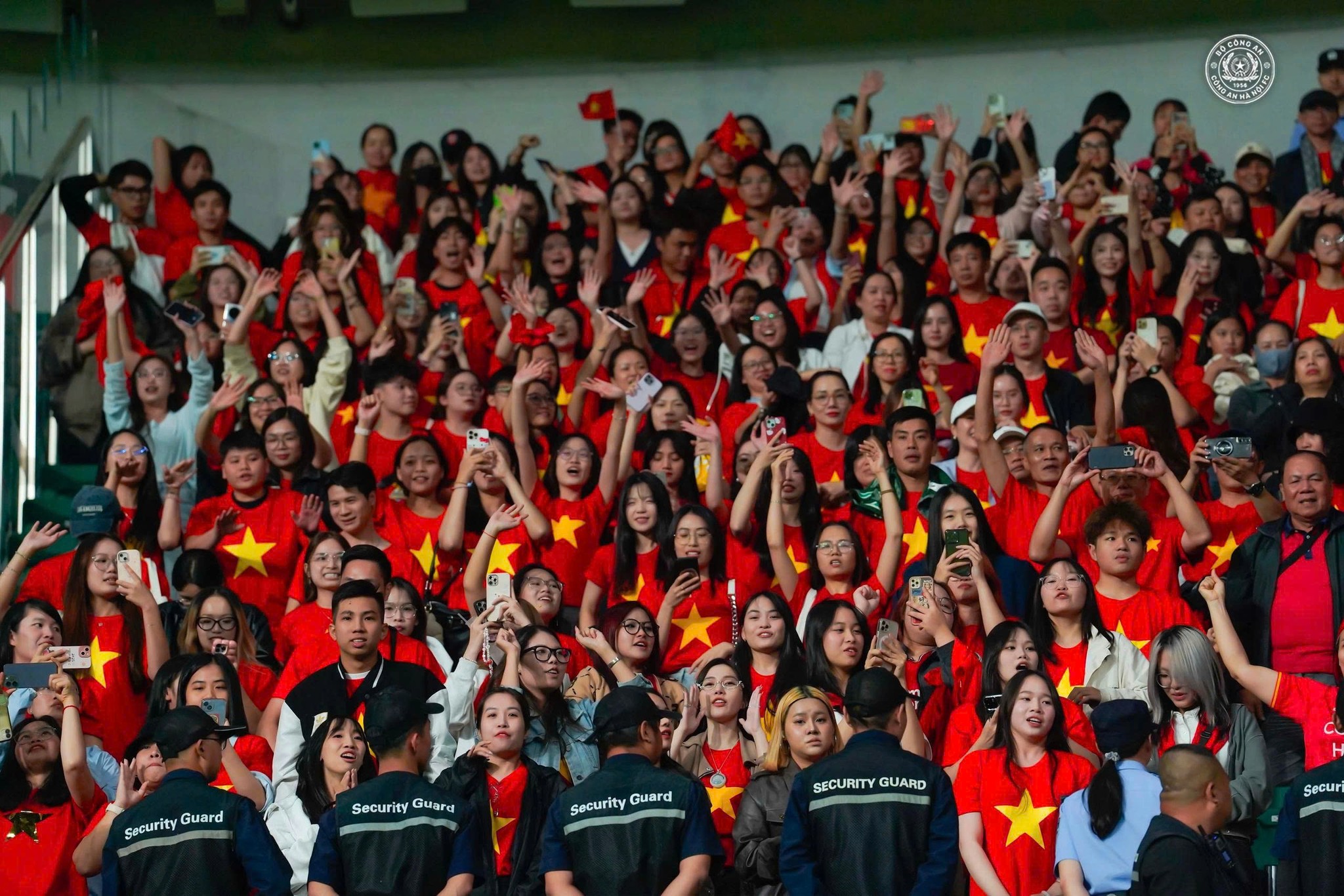 Nguyên nhân ẩu đả cuối trận đấu giữa Công an Hà Nội và Beijing Guoan- Ảnh 5. Nguyên nhân ẩu đả cuối trận đấu giữa Công an Hà Nội và Beijing Guoan- Ảnh 5.