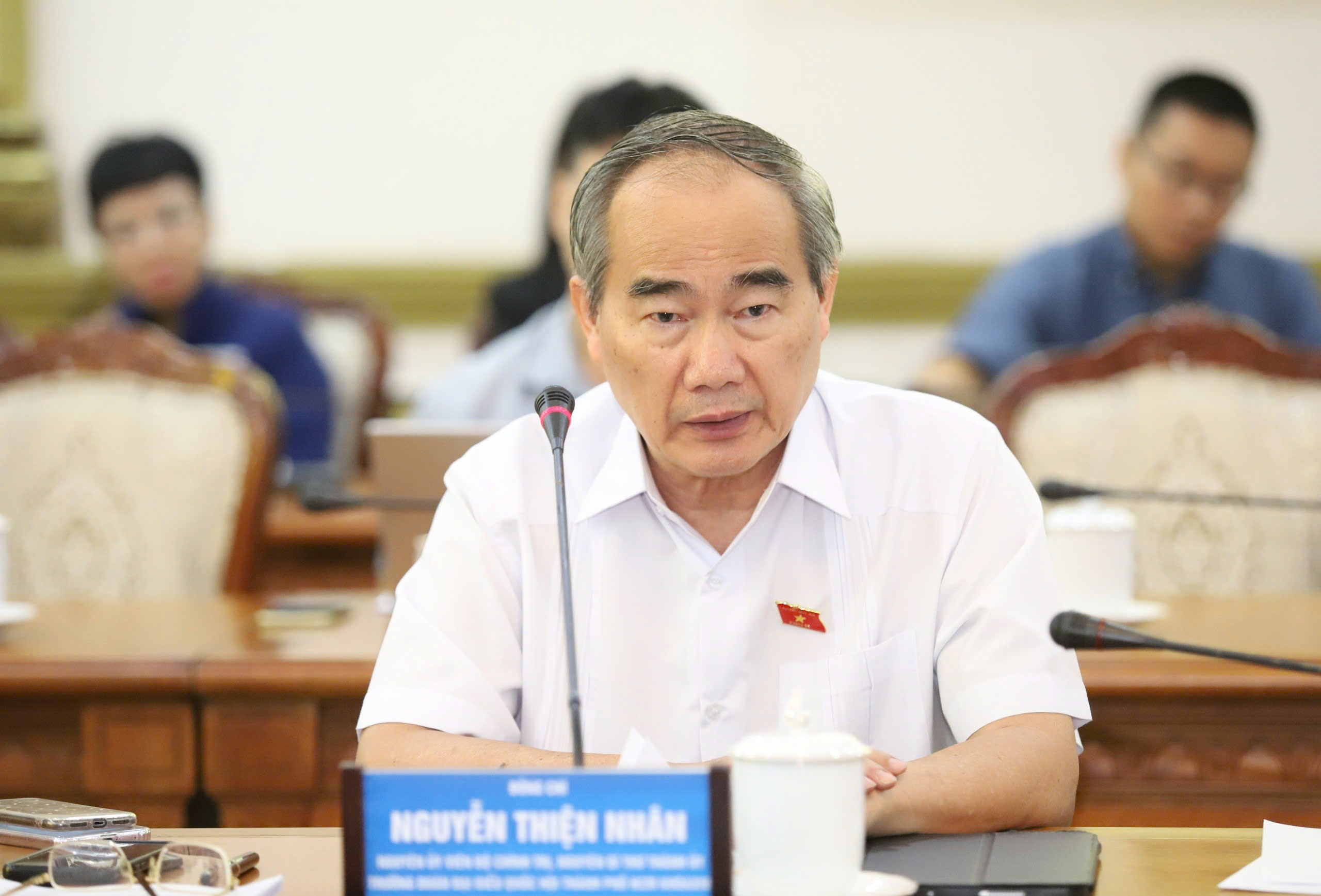 ĐBQH Nguyễn Thiện Nhân: cán bộ phường, xã trình độ đâu mà "đo đạc bản đồ, khí tượng thủy văn"? - Ảnh 1.
