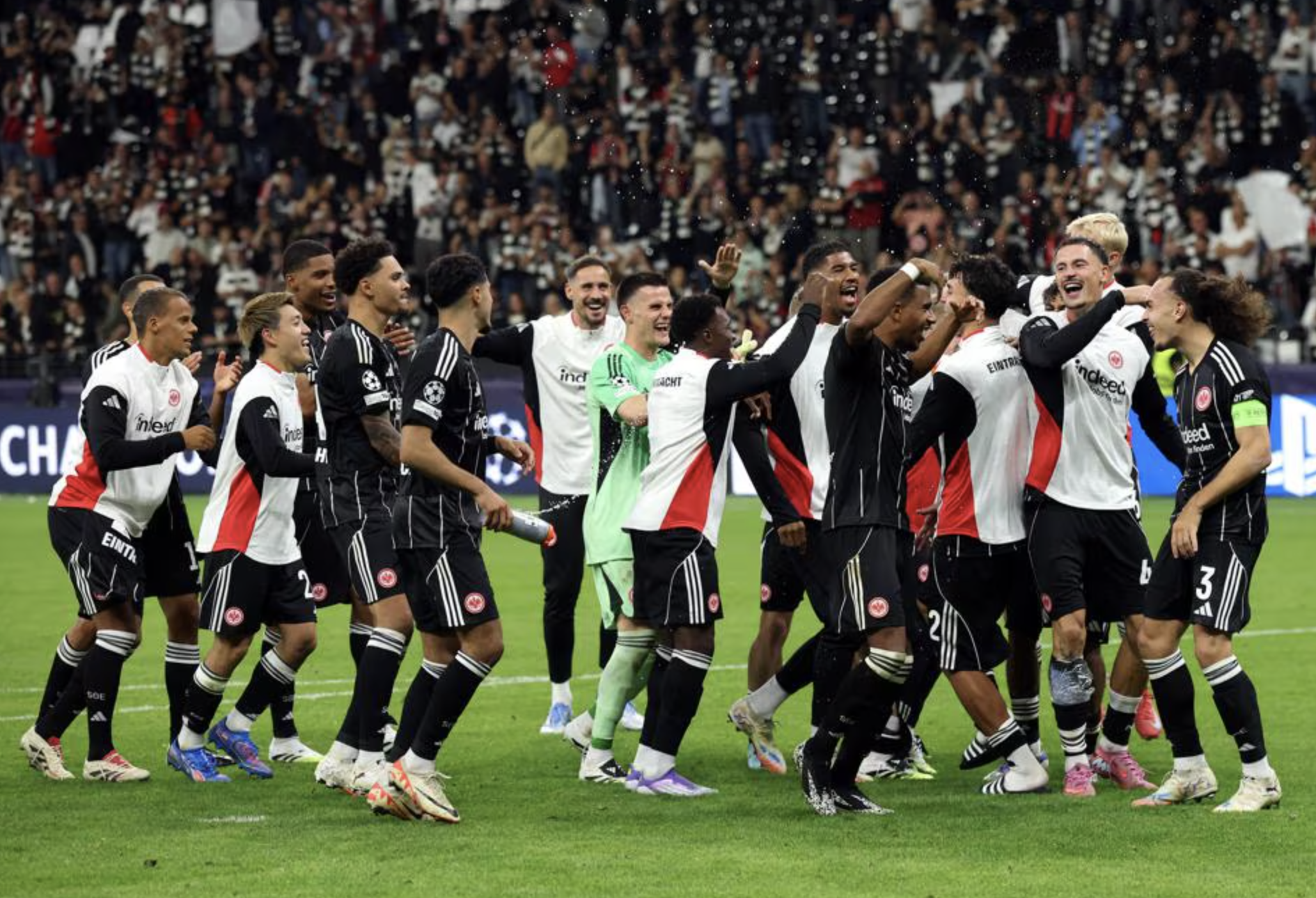 Champions League: Barcelona, Man City cannot enter Top 8 - Photo 5. Champions League: Barcelona, Man City không vào nổi Top 8- Ảnh 5.