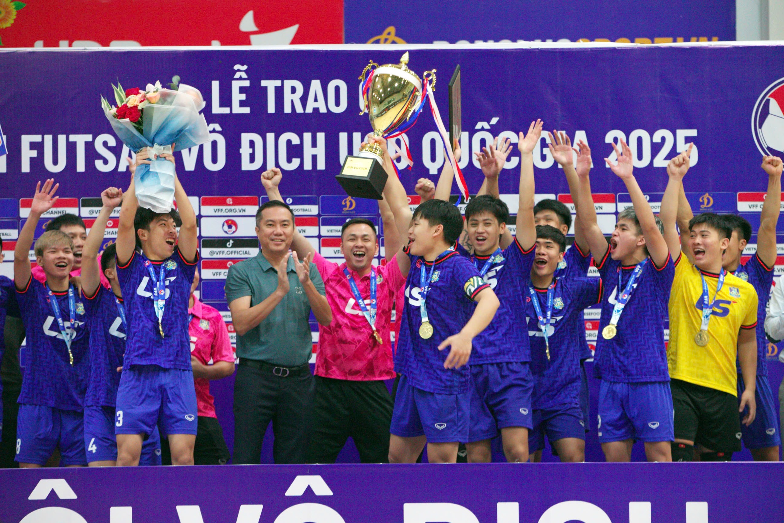 Thái Sơn Bắc bảo vệ thành công ngôi vô địch U20 Quốc gia- Ảnh 2. Thái Sơn Bắc bảo vệ thành công ngôi vô địch U20 Quốc gia- Ảnh 2.