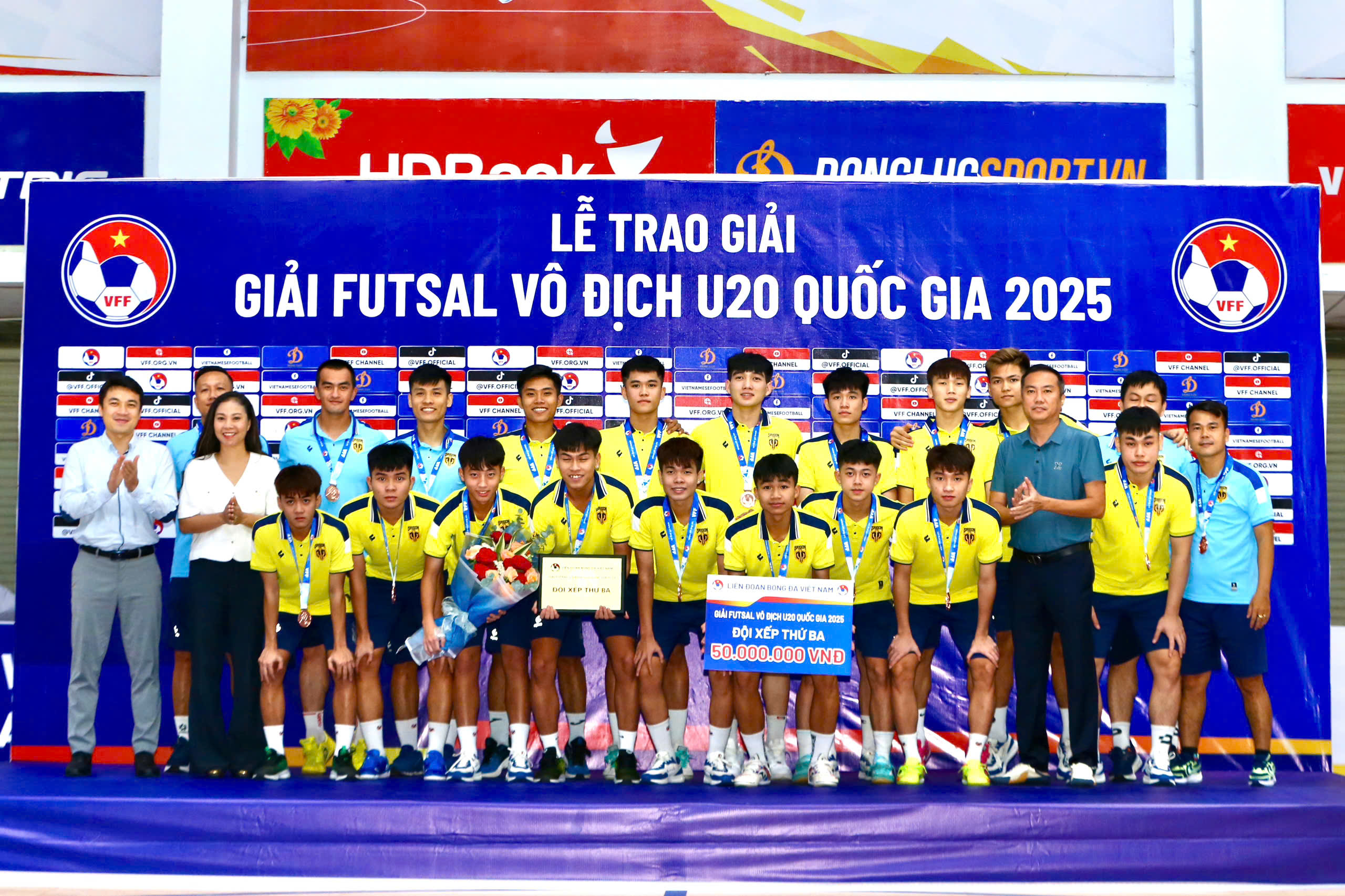 Thái Sơn Bắc bảo vệ thành công ngôi vô địch U20 Quốc gia- Ảnh 5. Thái Sơn Bắc bảo vệ thành công ngôi vô địch U20 Quốc gia- Ảnh 5.