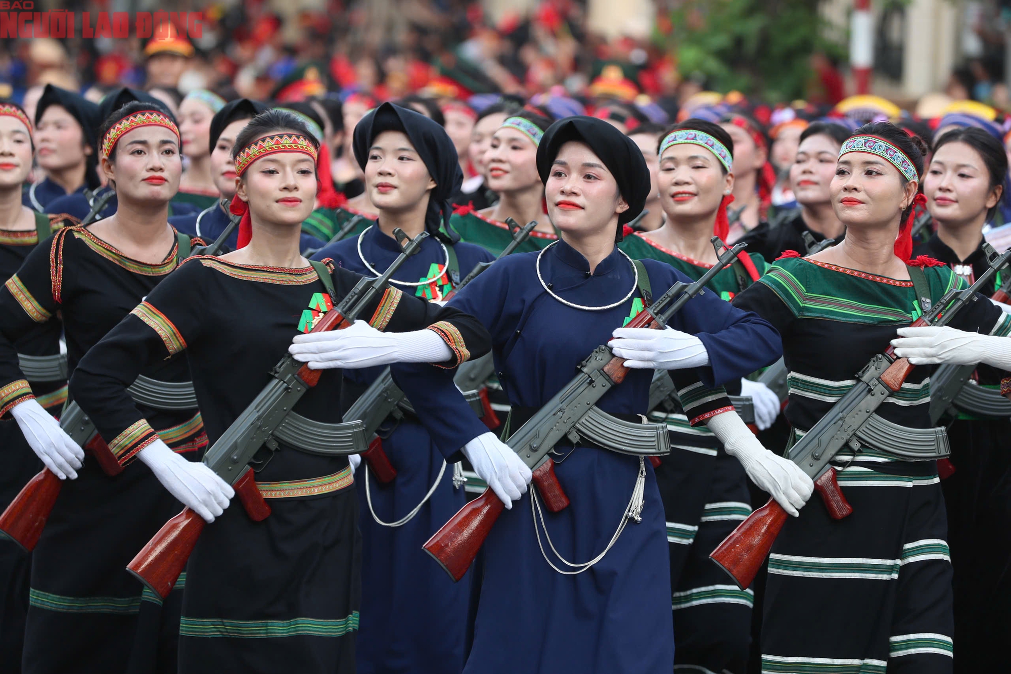 Cận cảnh khối diễu binh 80 năm Cách mạng Tháng Tám tại Quảng trường Ba Đình - Ảnh 10. Cận cảnh khối diễu binh 80 năm Cách mạng Tháng Tám tại Quảng trường Ba Đình - Ảnh 10.