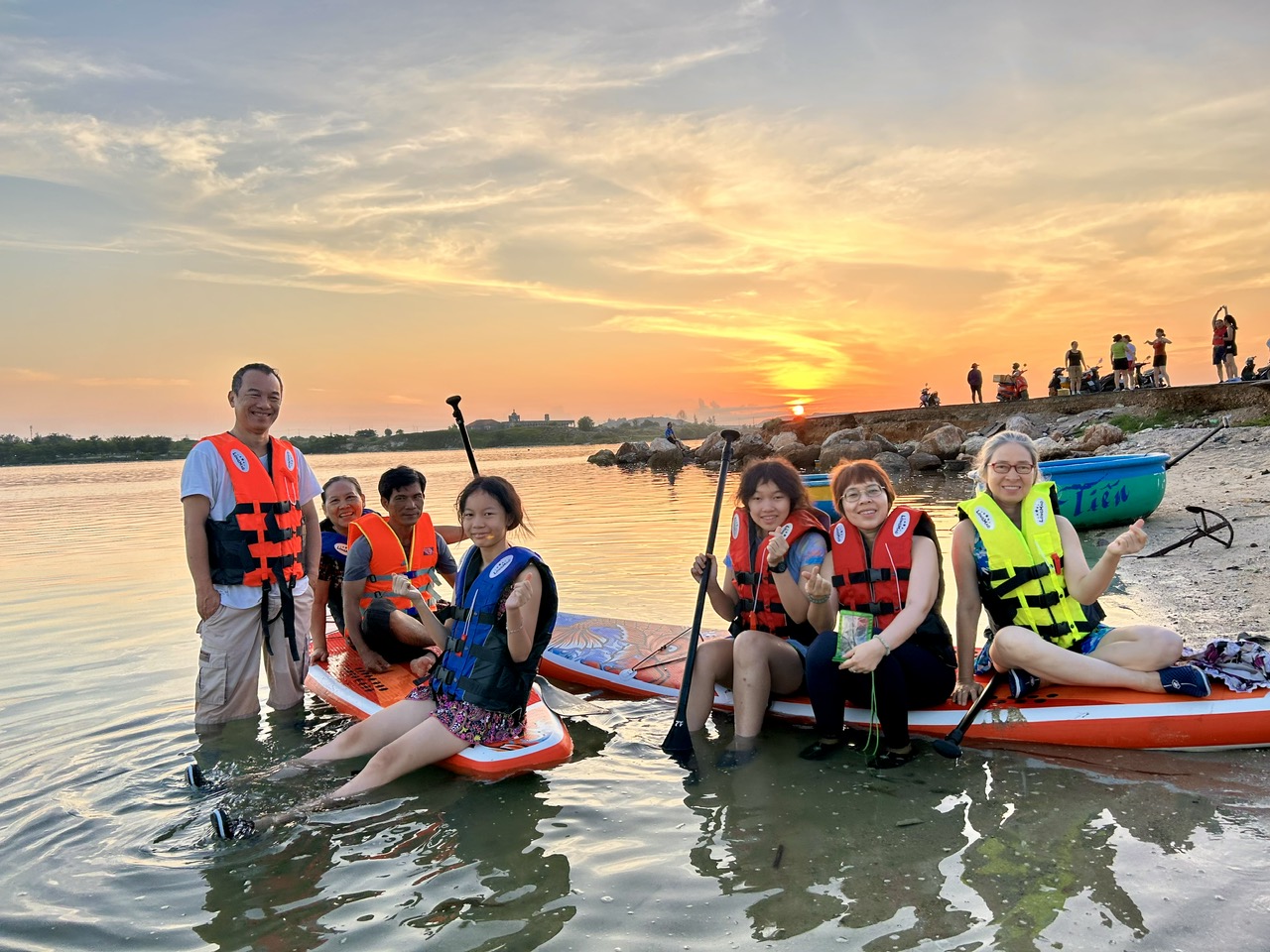 Những vấn đề sức khỏe thường gặp trong dịp nghỉ lễ Quốc khánh 2-9 - Ảnh 1.