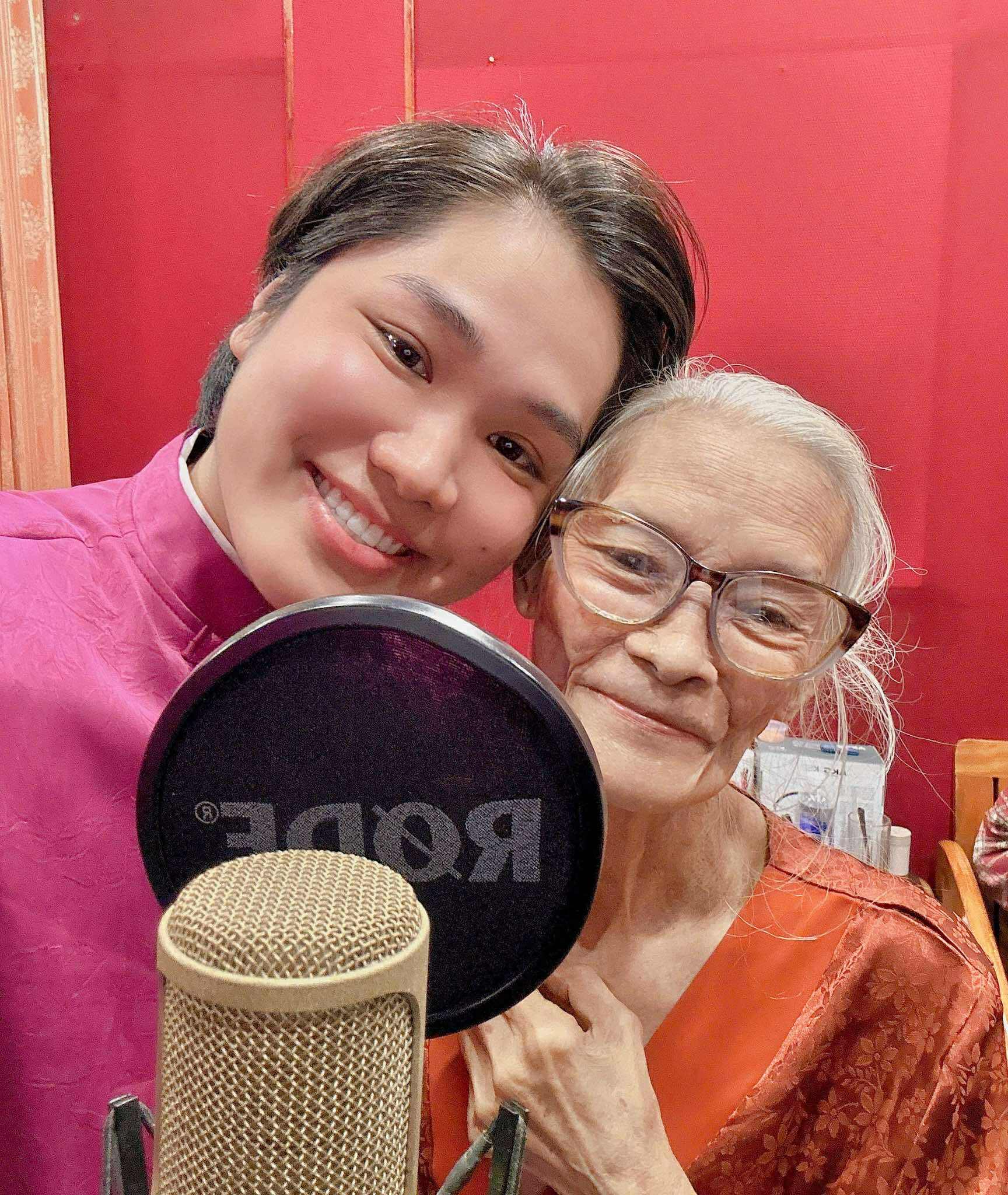 Nghệ sĩ Hoàng Thanh được NSND Lệ Thủy, NS Bo Bo Hoàng hun đúc tinh thần- Ảnh 4. Nghệ sĩ Hoàng Thanh được NSND Lệ Thủy, NS Bo Bo Hoàng hun đúc tinh thần- Ảnh 4.