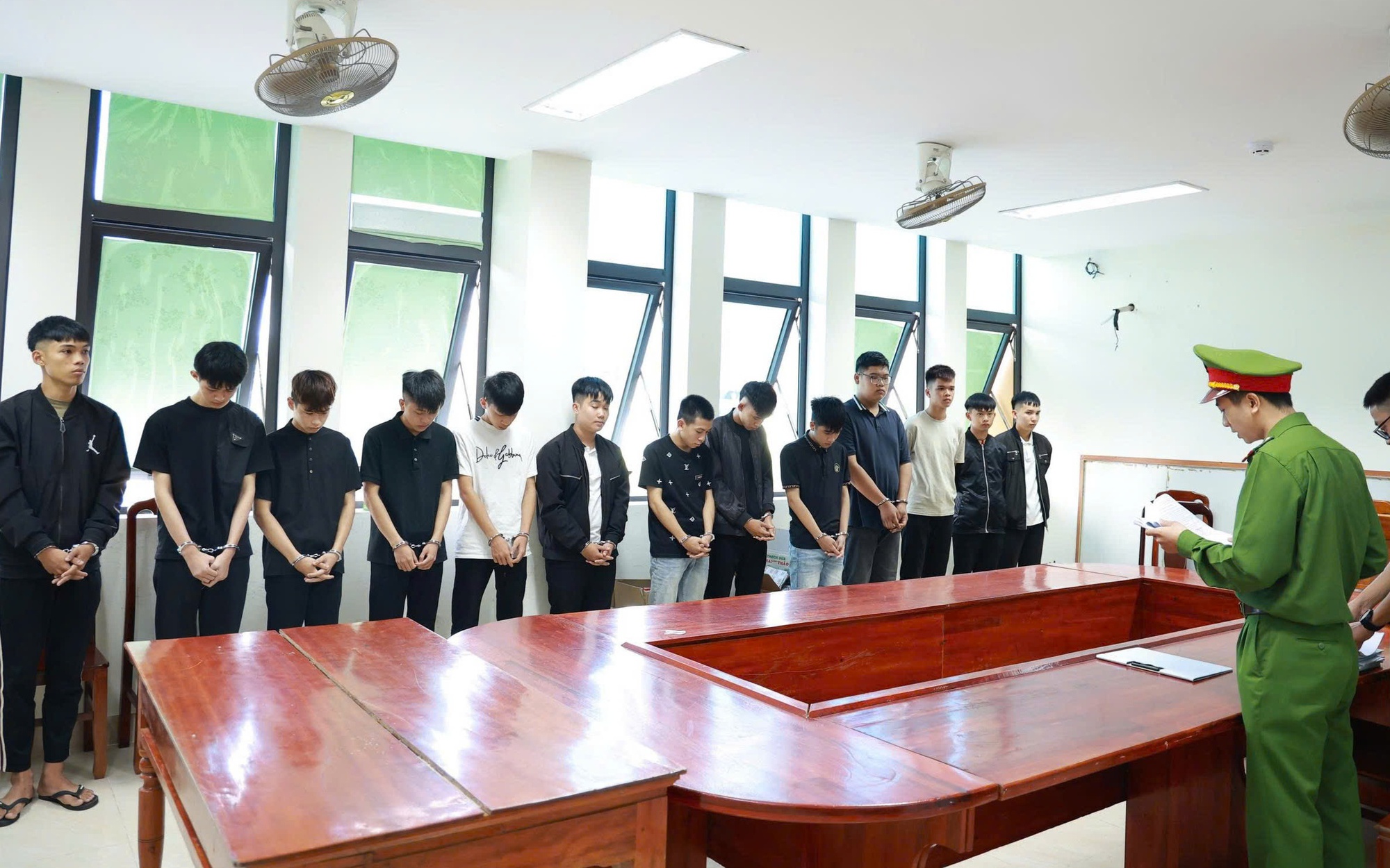 Công an Gia Lai bắt côn đồ khét tiếng với 6 tiền án, tiền sự- Ảnh 2.