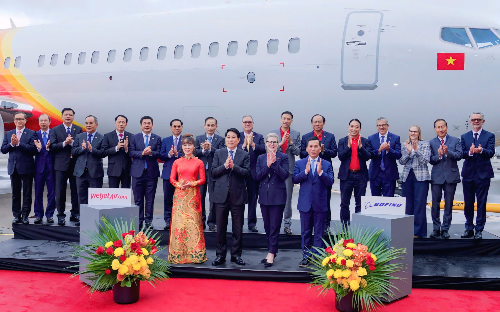 Chủ tịch nước Lương Cường tiếp Phó Thống đốc bang Washington, thúc đẩy hợp tác giữa bang với TP HCM- Ảnh 2.