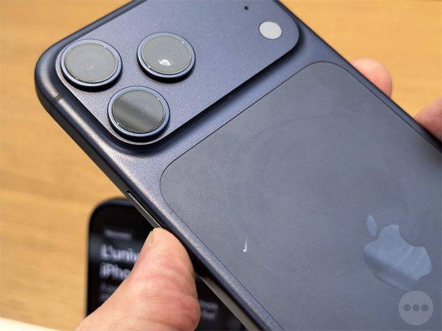 Vừa mở bán, iPhone 17 đã bị tố dễ trầy xước- Ảnh 1. Vừa mở bán, iPhone 17 đã bị tố dễ trầy xước- Ảnh 1.