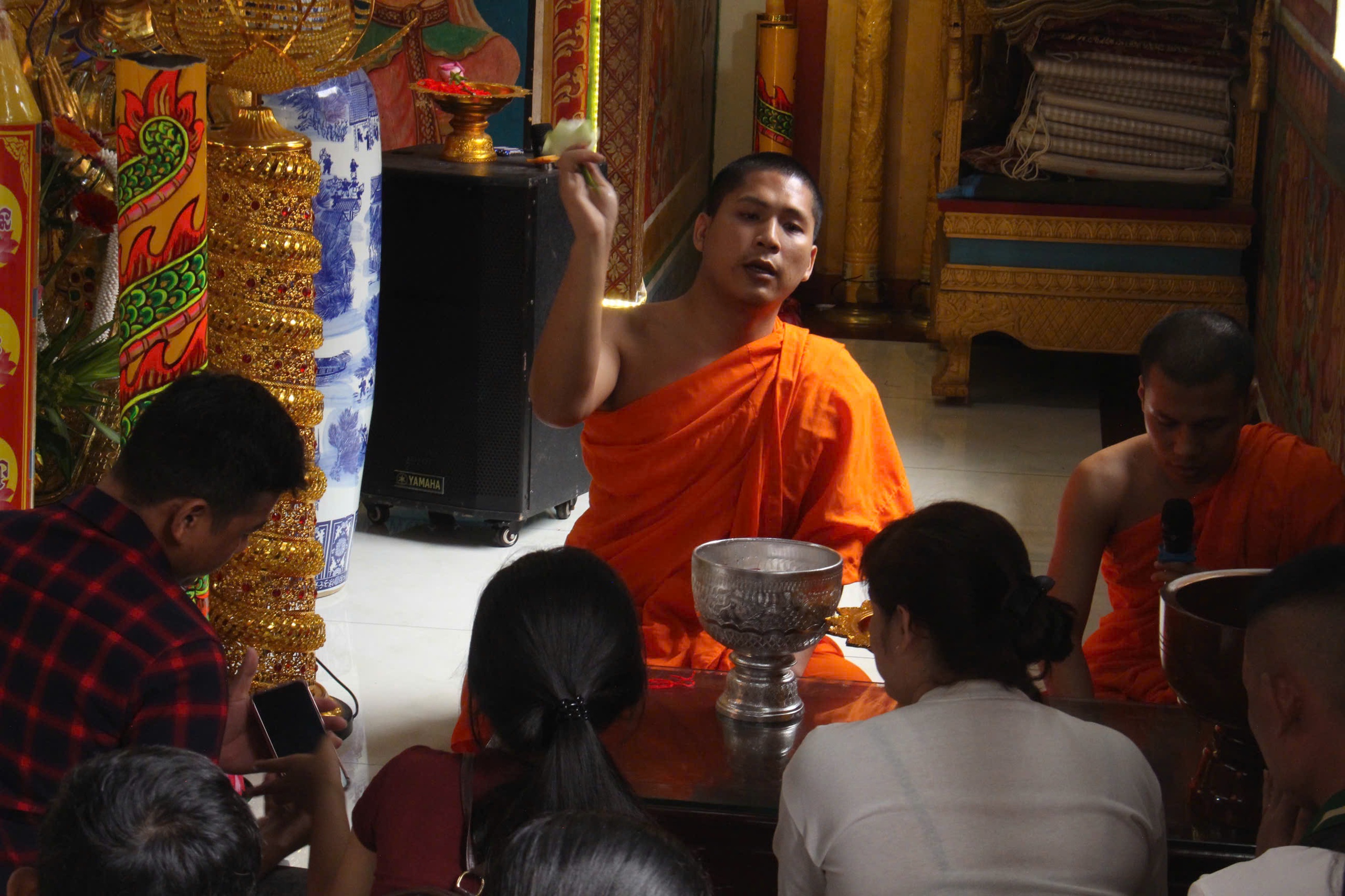 TP HCM: Tưng bừng lễ Sene Đôn Ta (lễ Vu Lan báo hiếu) của đồng bào Khmer - Ảnh 11. TP HCM: Tưng bừng lễ Sene Đôn Ta (lễ Vu Lan báo hiếu) của đồng bào Khmer - Ảnh 11.