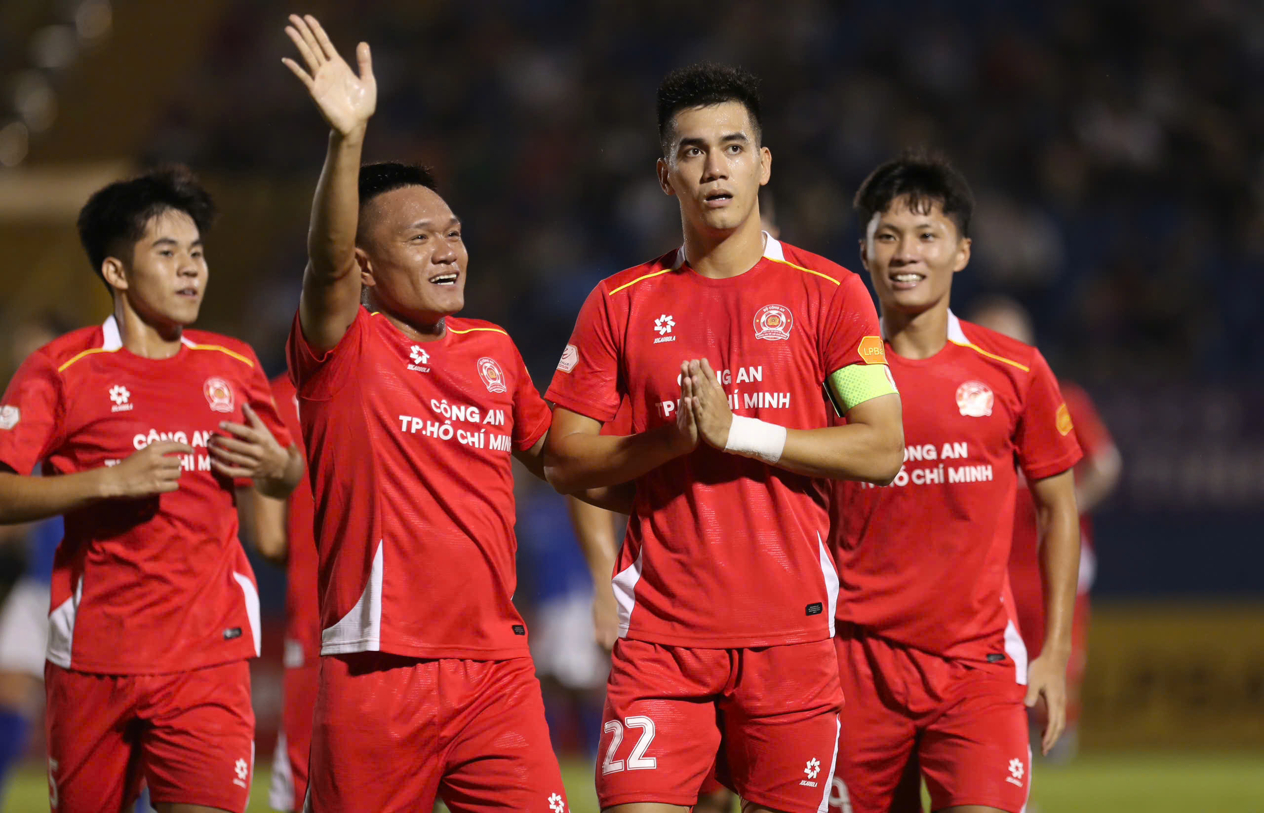 CLB Công an TP HCM thắng trận derby sau gần 3 năm- Ảnh 2. CLB Công an TP HCM thắng trận derby sau gần 3 năm- Ảnh 2.