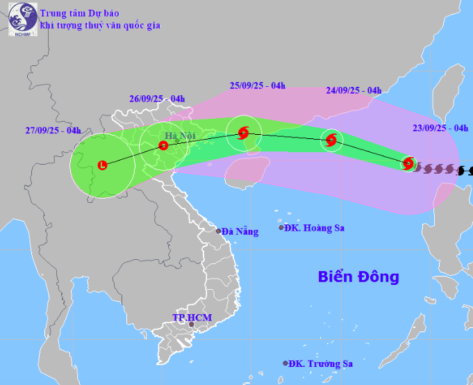 Siêu bão Ragasa vào Biển Đông, giật trên cấp 17- Ảnh 1.