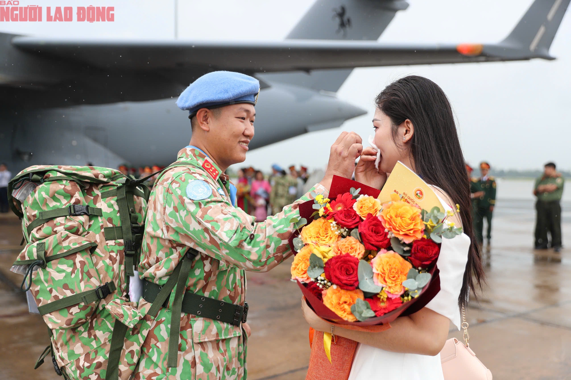  Khoảnh khắc tiễn lực lượng mũ nồi xanh sang Nam Sudan làm nhiệm vụ - Ảnh 13.