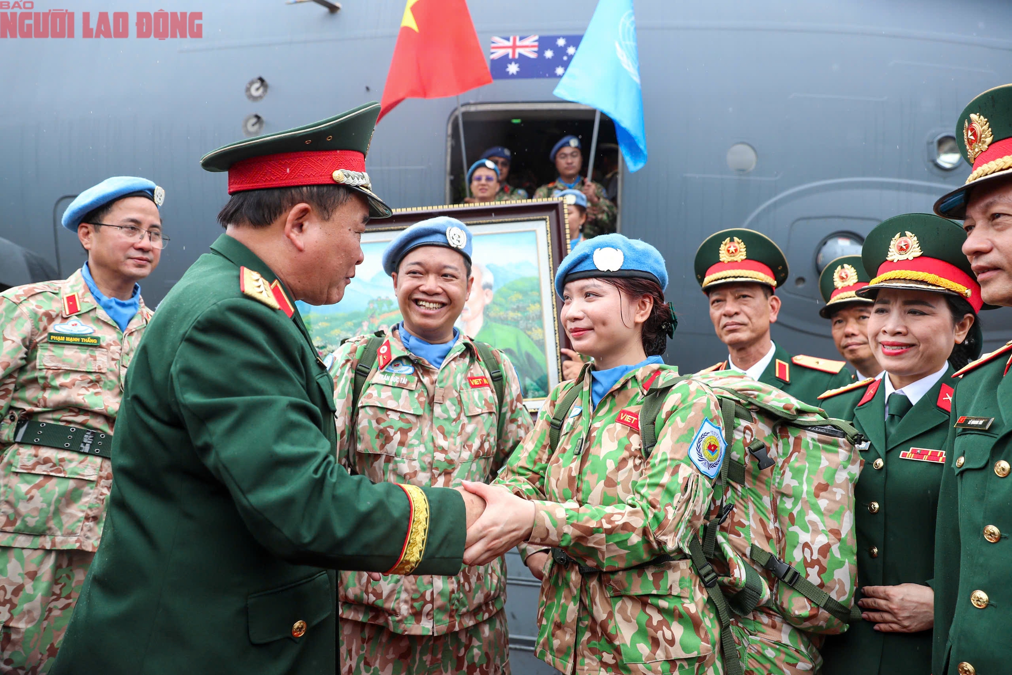  Khoảnh khắc tiễn lực lượng mũ nồi xanh sang Nam Sudan làm nhiệm vụ - Ảnh 16.
