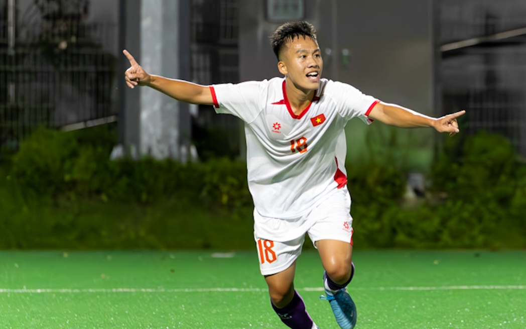 Hoàng Đức tỏa sáng, Ninh Bình FC thắng đẹp nhà vô địch V-League - Ảnh 3.