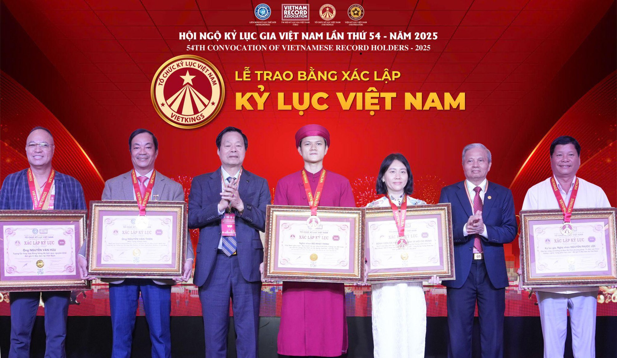 Lần đầu tiên Việt Nam xác lập kỷ lục châu Á về Hệ thống Lab thụ tinh ống nghiệm- Ảnh 2. Lần đầu tiên Việt Nam xác lập kỷ lục châu Á về Hệ thống Lab thụ tinh ống nghiệm- Ảnh 2.