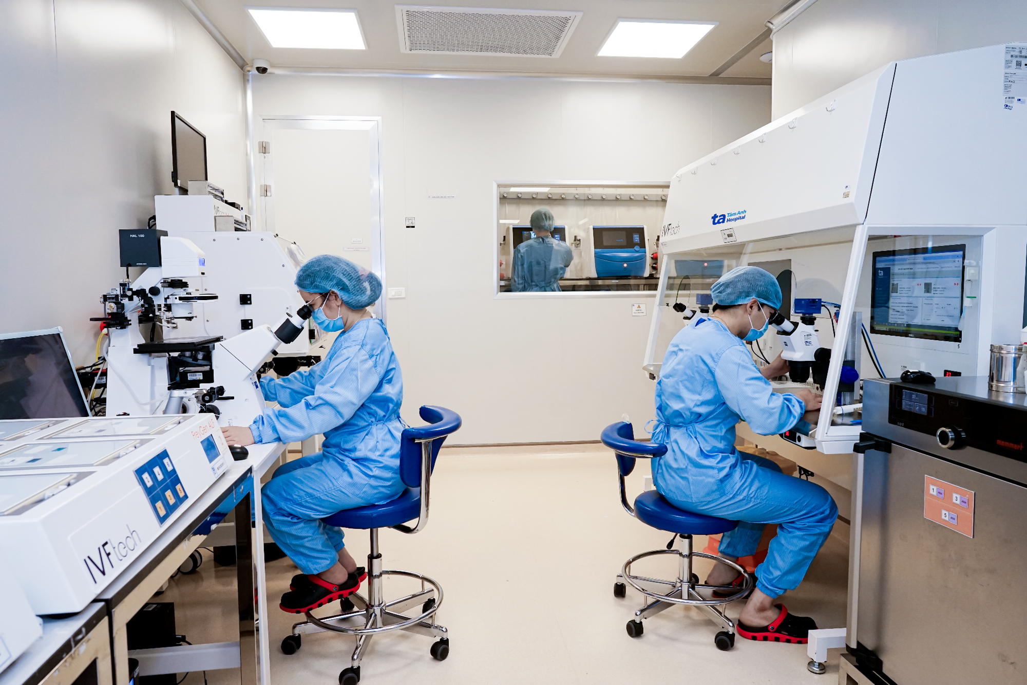 Lần đầu tiên Việt Nam xác lập kỷ lục châu Á về Hệ thống Lab thụ tinh ống nghiệm- Ảnh 3. Lần đầu tiên Việt Nam xác lập kỷ lục châu Á về Hệ thống Lab thụ tinh ống nghiệm- Ảnh 3.