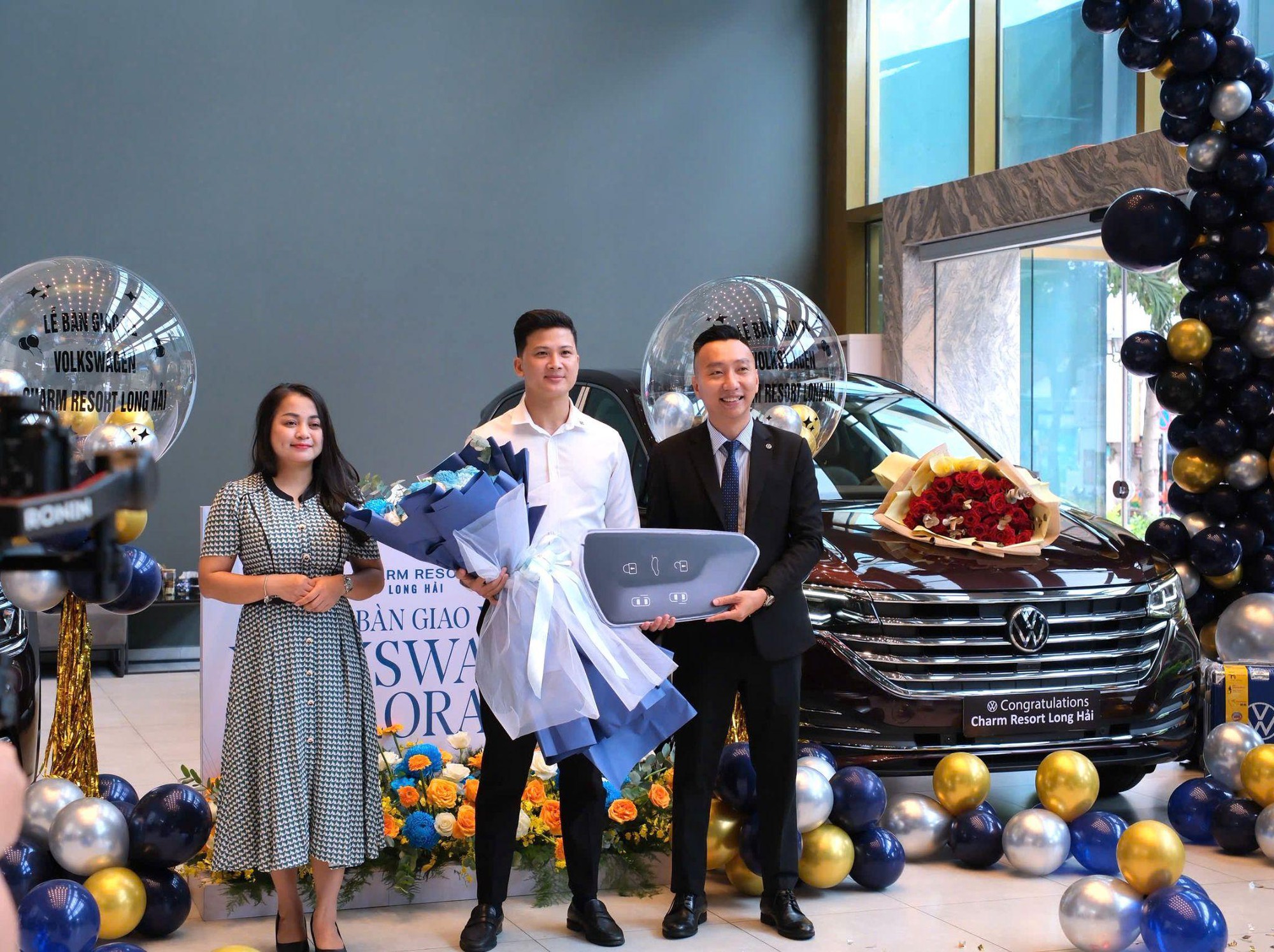 Charm Group chi triệu đô sắm xe sang Volkswagen đưa đón khách hàng Charm Resort Long Hải- Ảnh 1. Charm Group chi triệu đô sắm xe sang Volkswagen đưa đón khách hàng Charm Resort Long Hải- Ảnh 1.