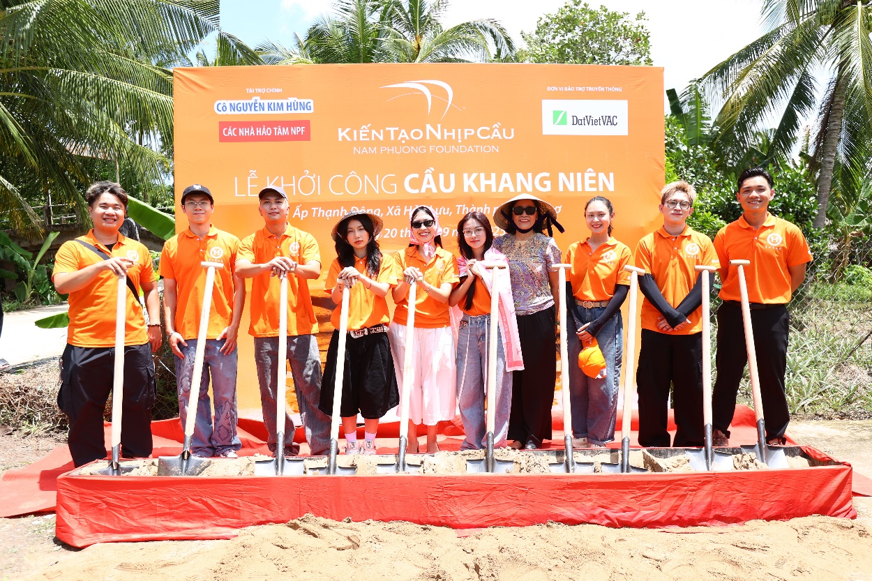 Dàn nghệ sĩ “Vũ trụ Say Hi” đồng hành cùng Quỹ Nam Phương khởi công Cầu Khang Niên- Ảnh 1.