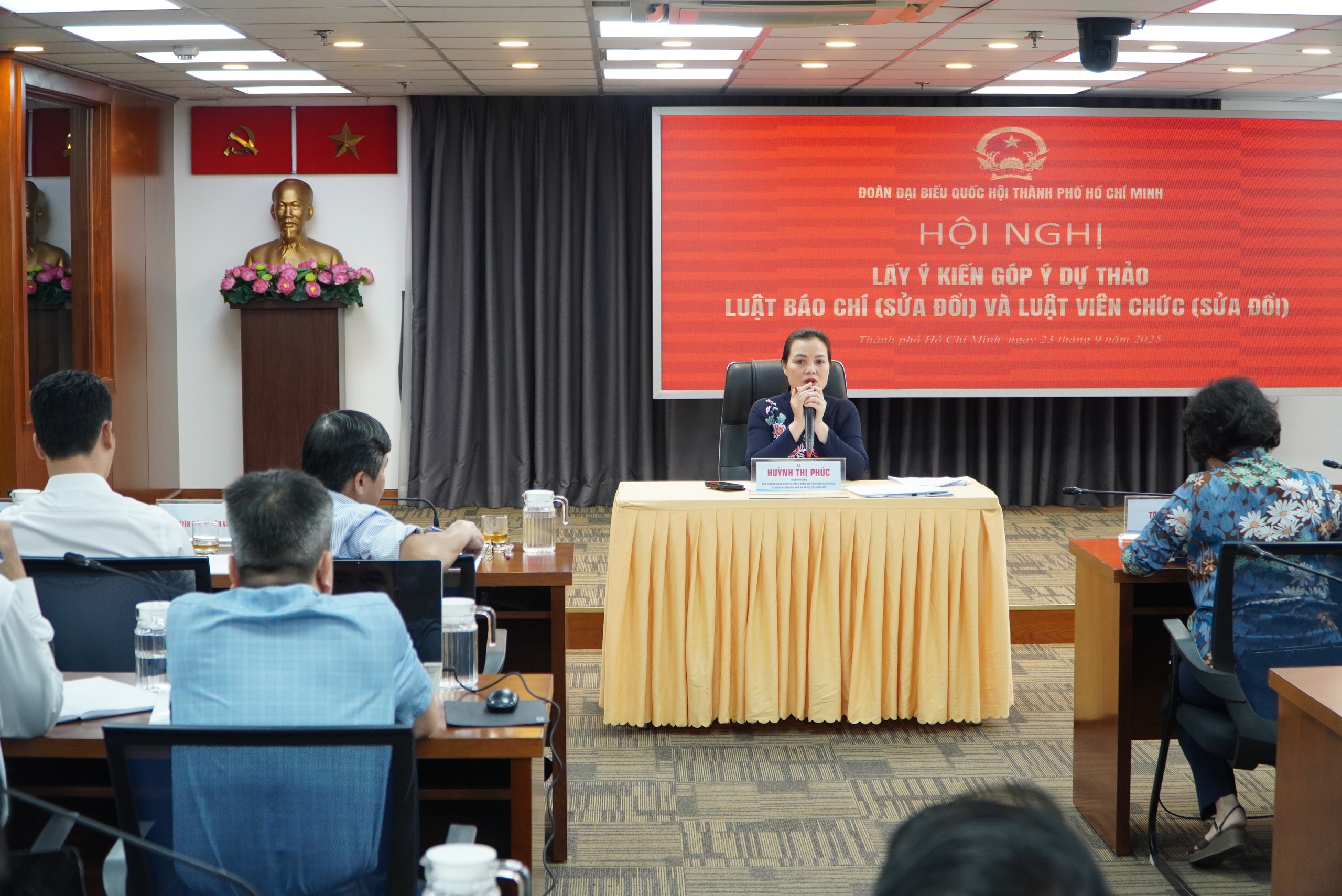 Đề nghị có quy định cấm đe dọa, tấn công nhà báo trên không gian mạng- Ảnh 1.