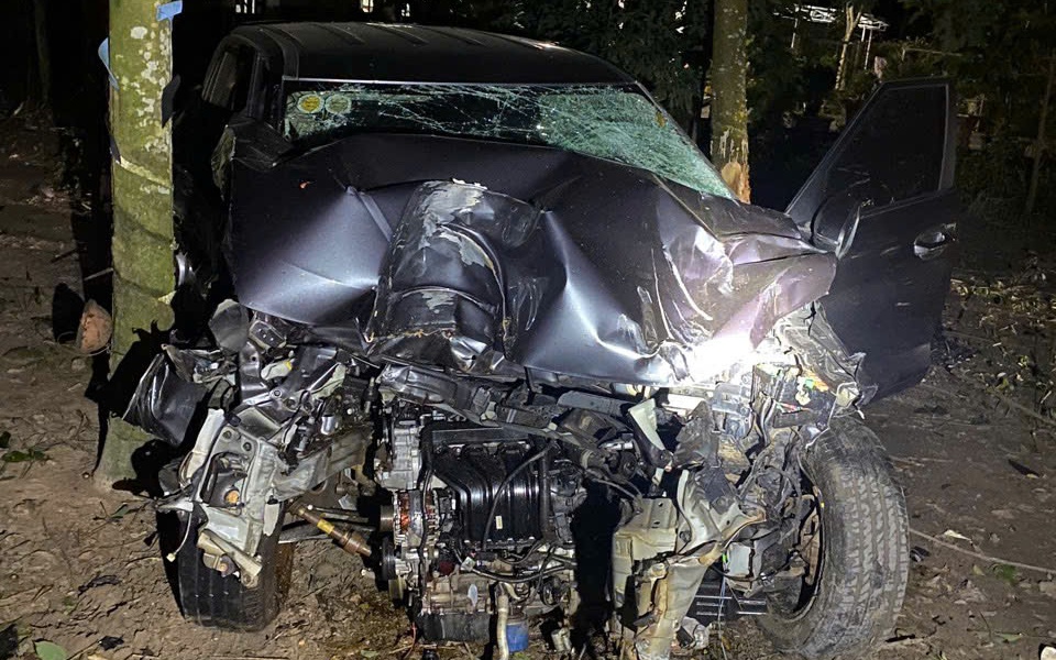 Tài xế xe đầu kéo vi phạm nồng độ cồn, tông người đi xe đạp tử vong - Ảnh 2.