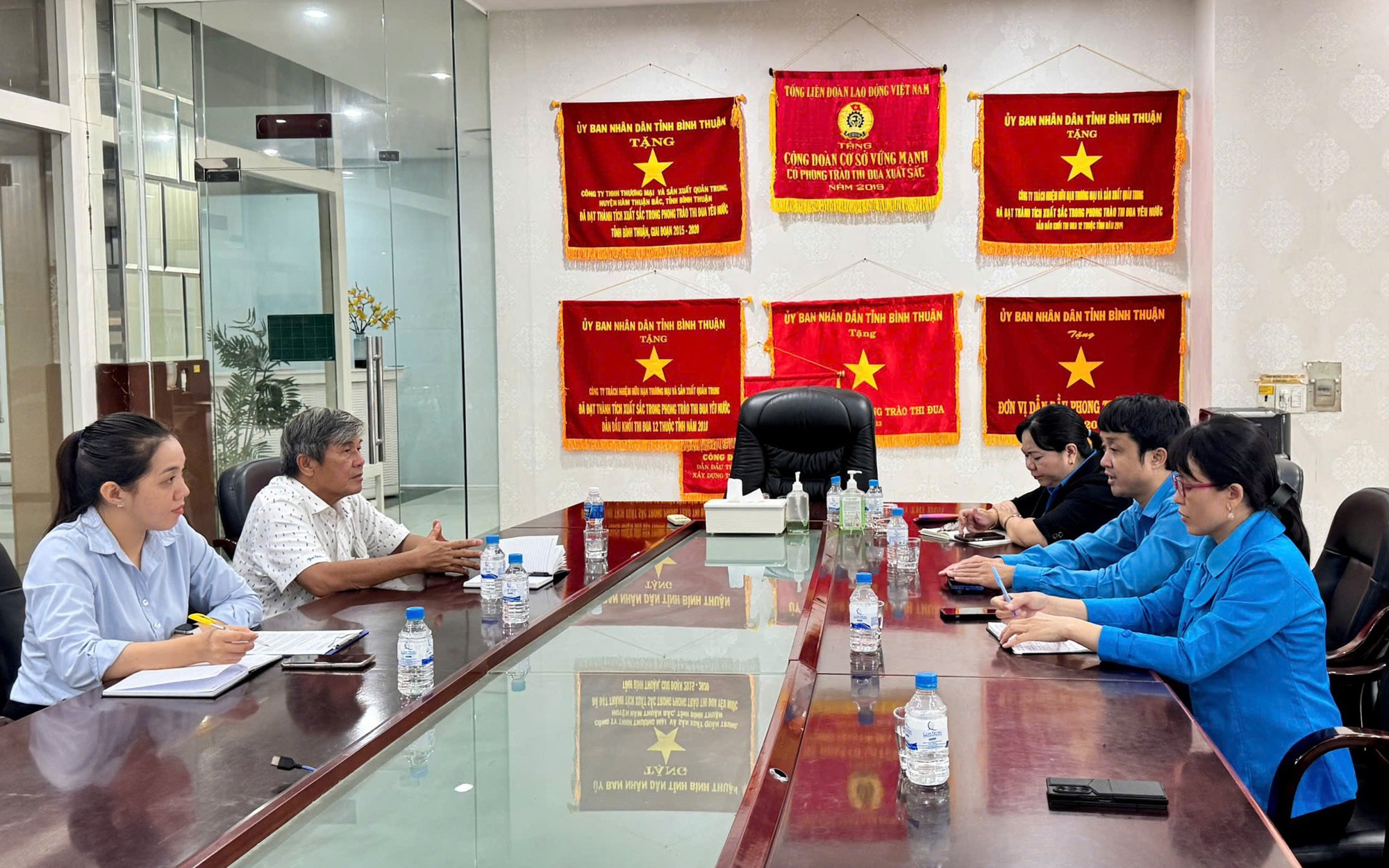 Khỏe, vui để cống hiến nhiều hơn - Ảnh 2.